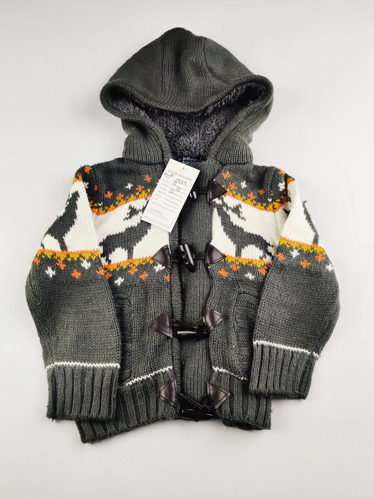 Buy online pre-used pre-loved 100% authentic & Original branded Unknown Brand (KWB-7539) available in Pakistan. Top international brands avilable.