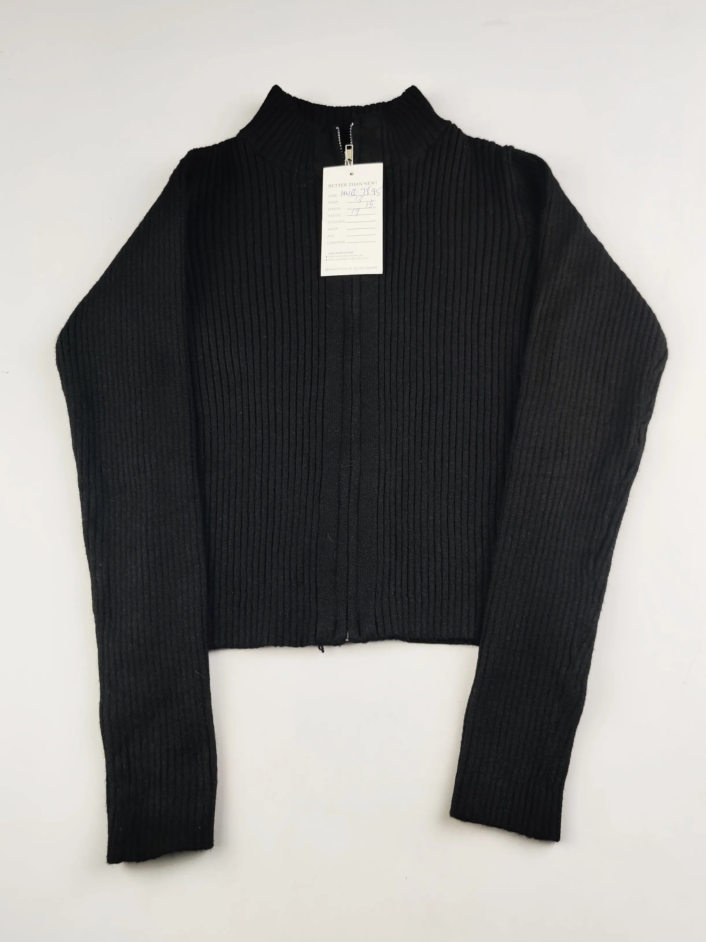 Buy online pre-used pre-loved 100% authentic & Original branded Primark (KWB-7595) available in Pakistan. Top international brands avilable.