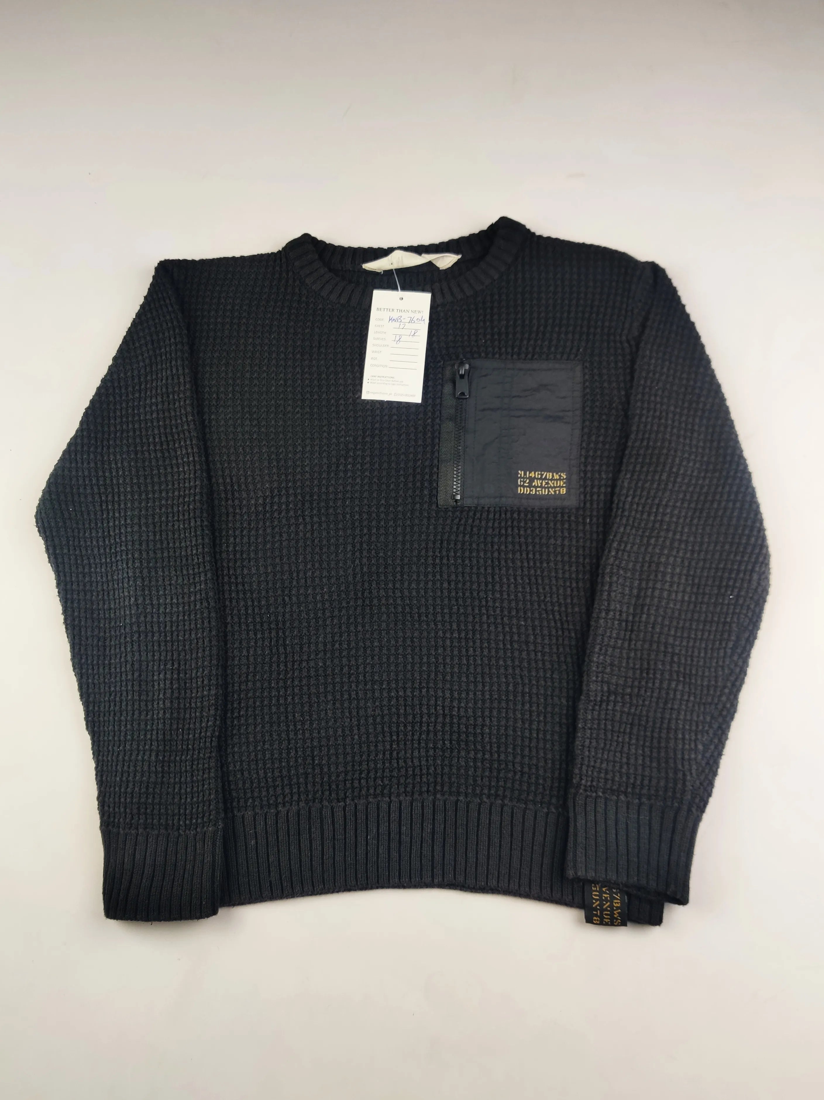 Buy online pre-used pre-loved 100% authentic & Original branded H&M (KWB-7604) available in Pakistan. Top international brands avilable.