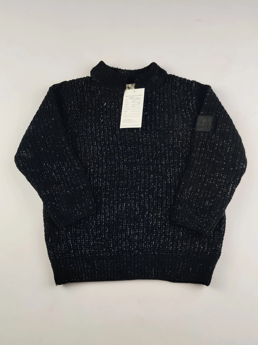 Buy online pre-used pre-loved 100% authentic & Original branded F&F (KWB-7673) available in Pakistan. Top international brands avilable.