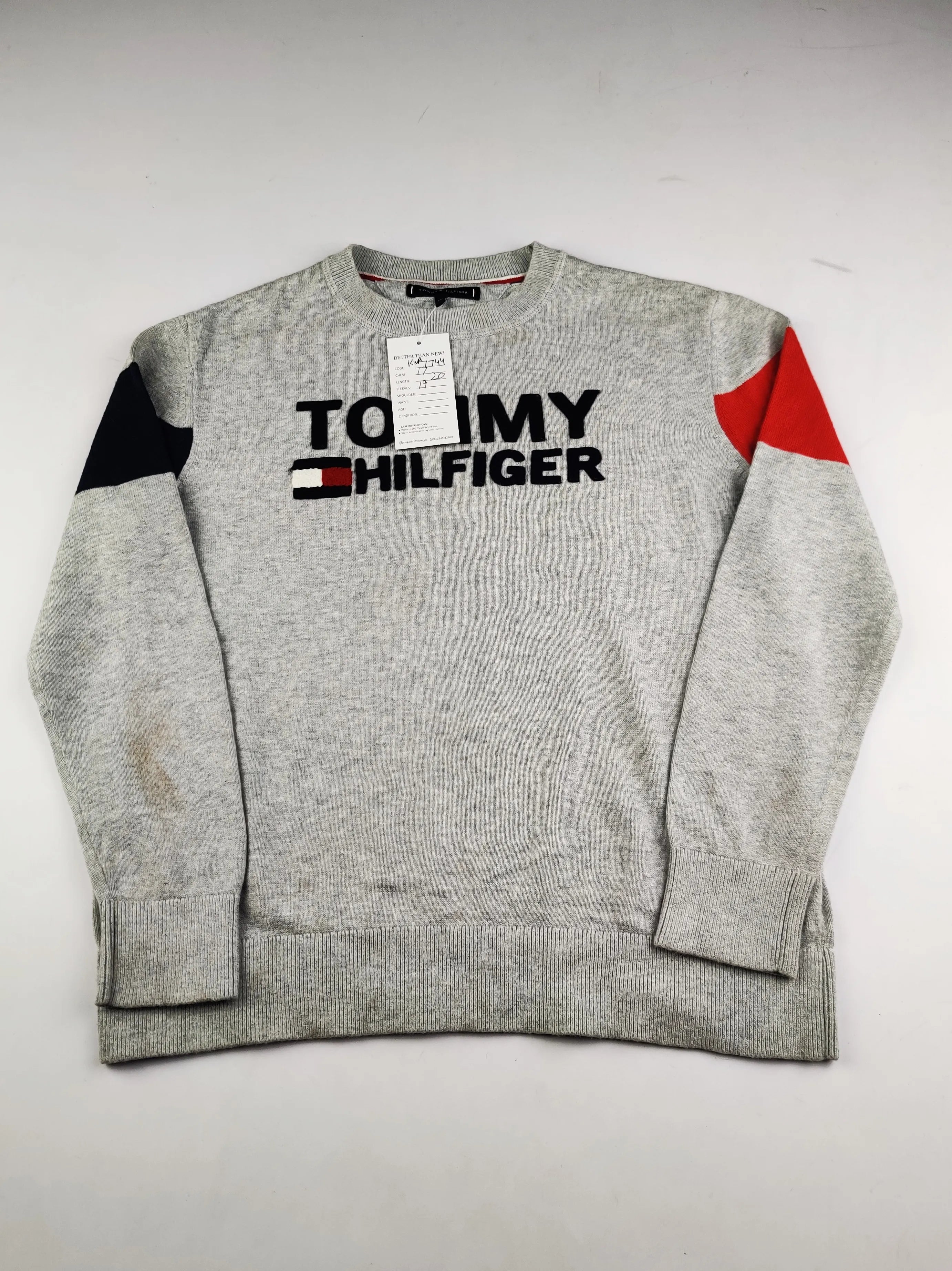 Buy online pre-used pre-loved 100% authentic & Original branded T.O.M.M.Y H.I.L.F.I.G.E.R (KWB-7744) available in Pakistan. Top international brands avilable.