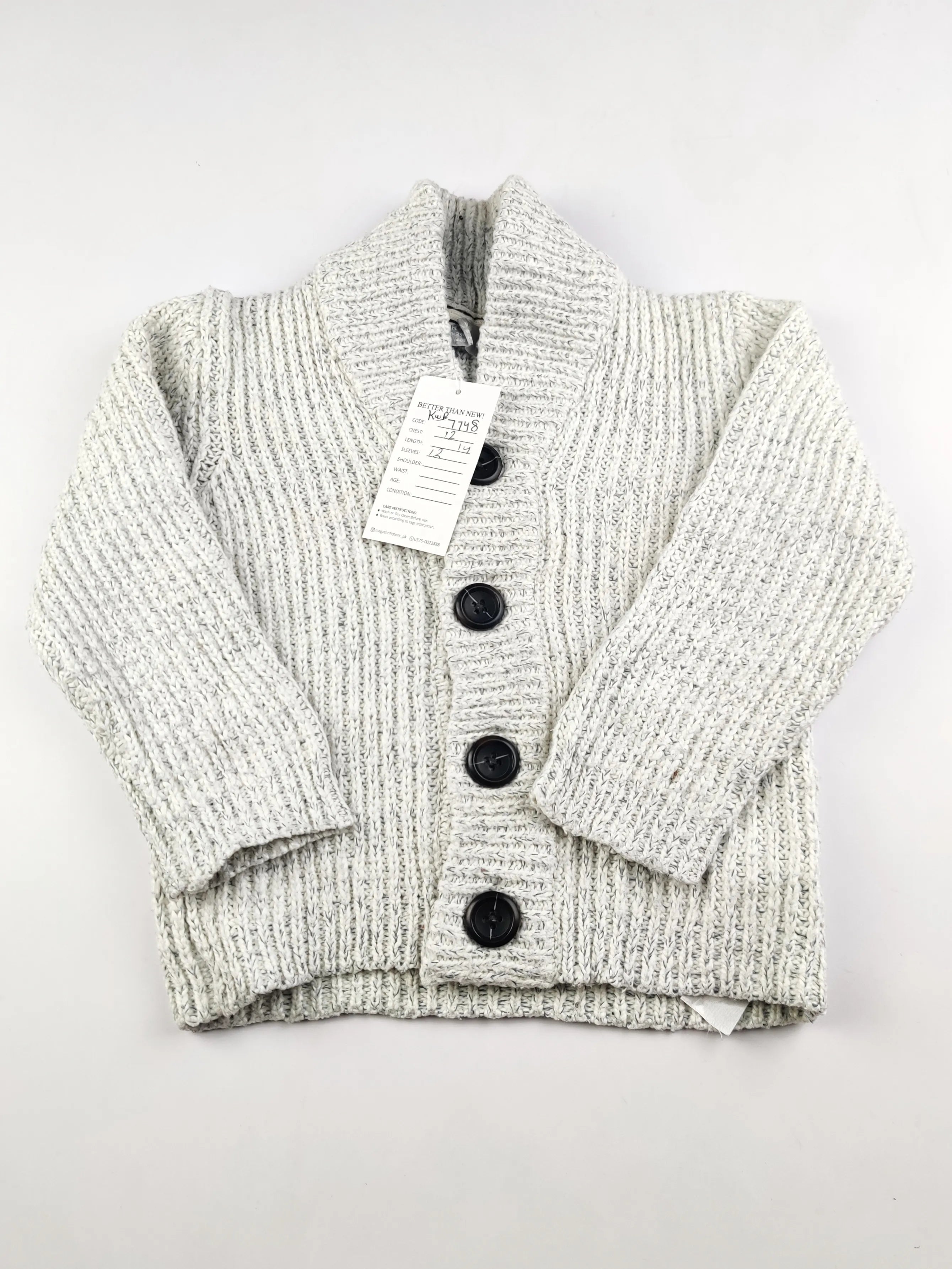 Buy online pre-used pre-loved 100% authentic & Original branded Primark (KWB-7748) available in Pakistan. Top international brands avilable.