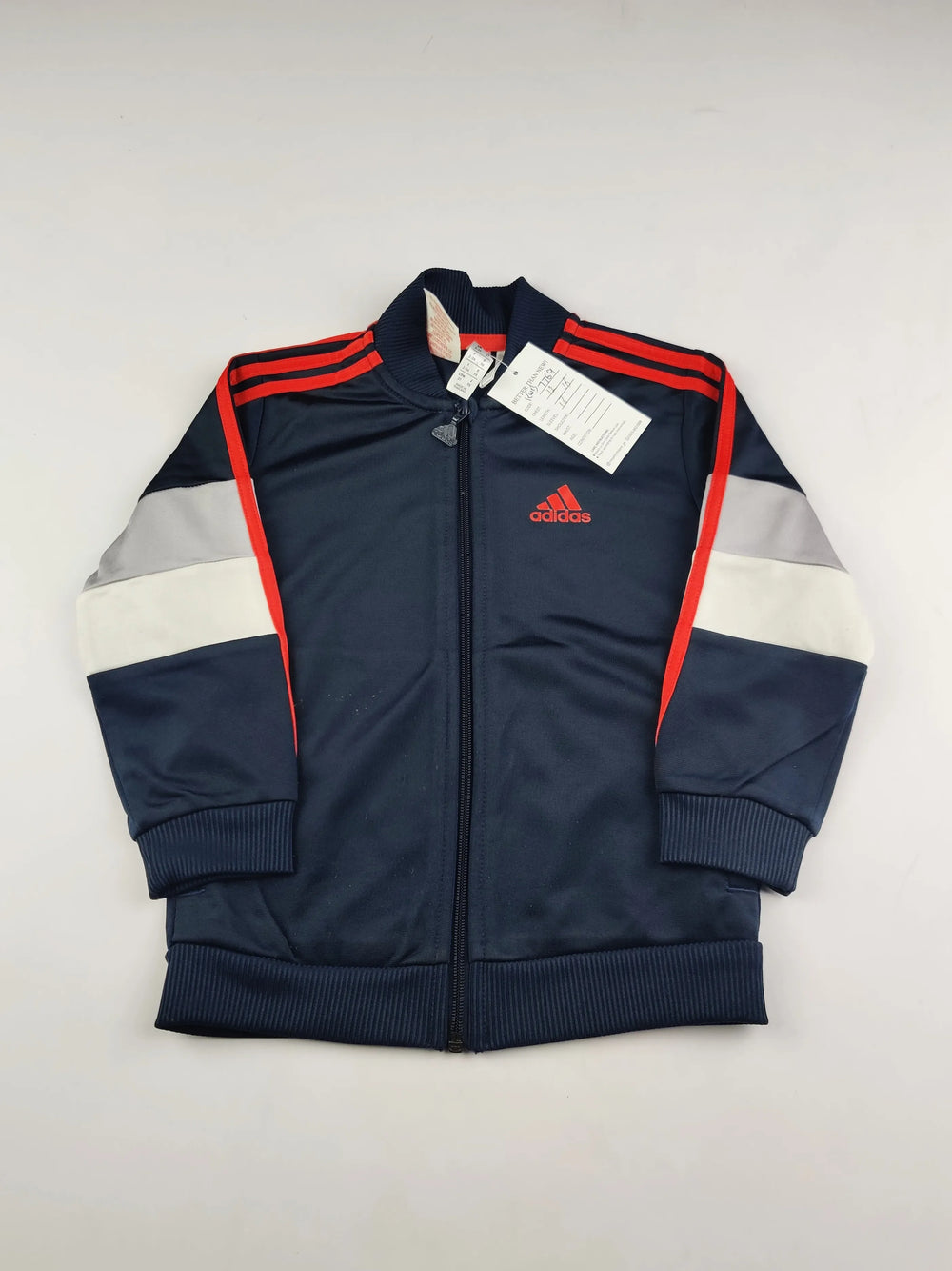 Buy online pre-used pre-loved 100% authentic & Original branded A.D.I.D.A.S (KWB-7769) available in Pakistan. Top international brands avilable.