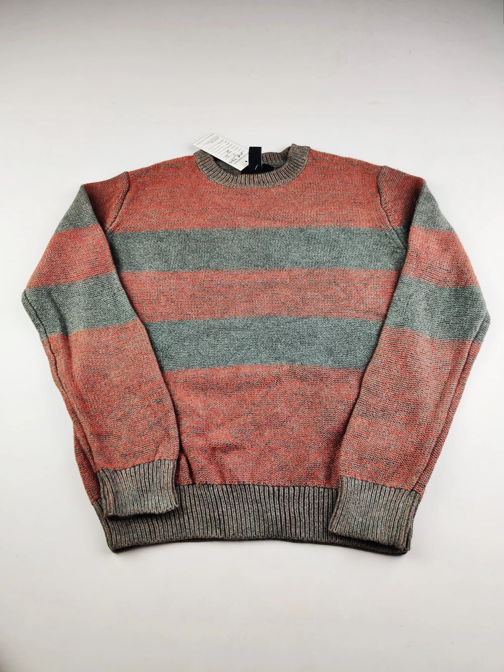 Buy online pre-used pre-loved 100% authentic & Original branded Gap (KWB-7804) available in Pakistan. Top international brands avilable.