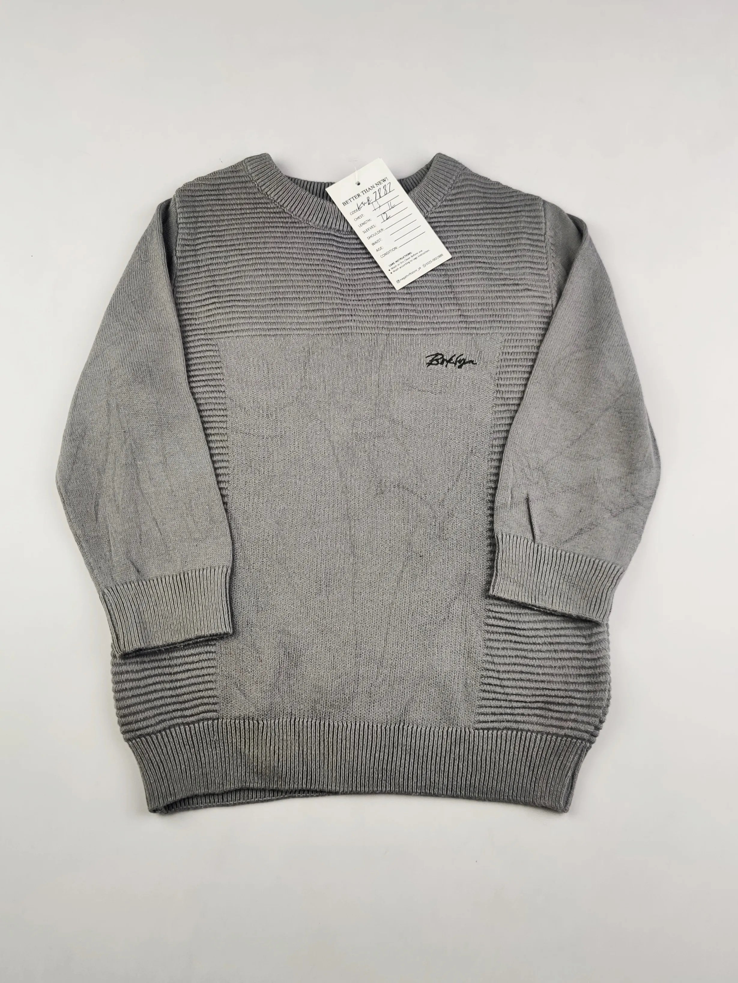 Buy online pre-used pre-loved 100% authentic & Original branded Unknown Brand (KWB-7887) available in Pakistan. Top international brands avilable.