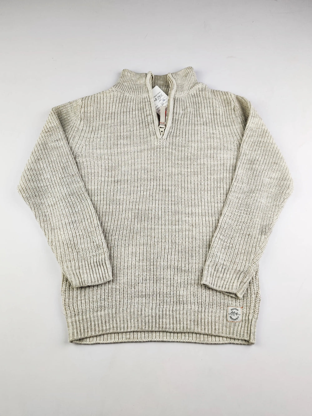 Buy online pre-used pre-loved 100% authentic & Original branded H&M (KWB-7916) available in Pakistan. Top international brands avilable.