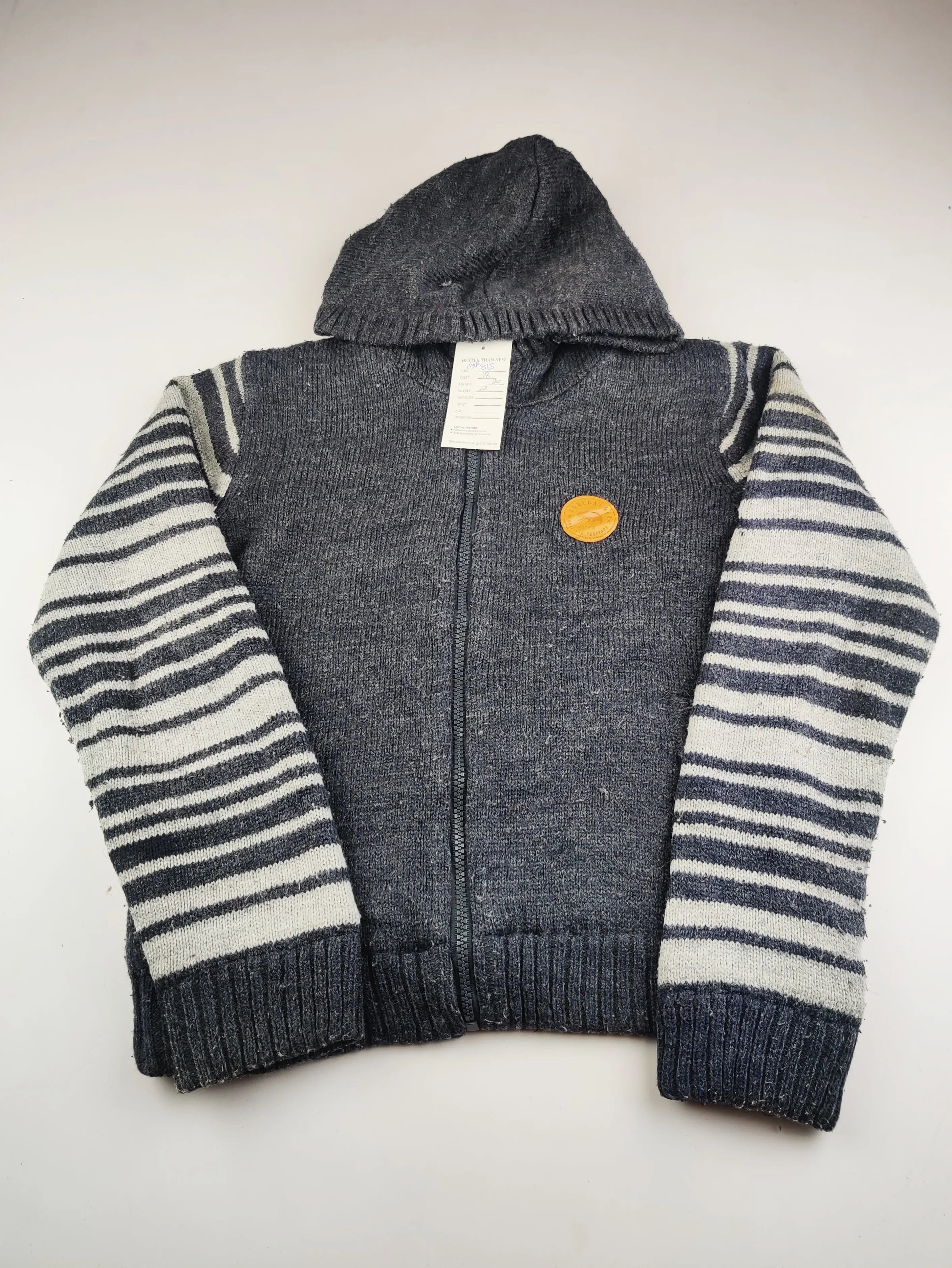 Buy online pre-used pre-loved 100% authentic & Original branded Soul Cal (KWB-8115) available in Pakistan. Top international brands avilable.