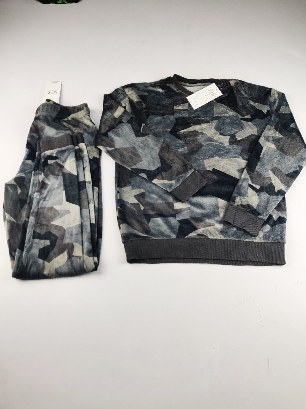 Marks & Spencer (KWB-8805)