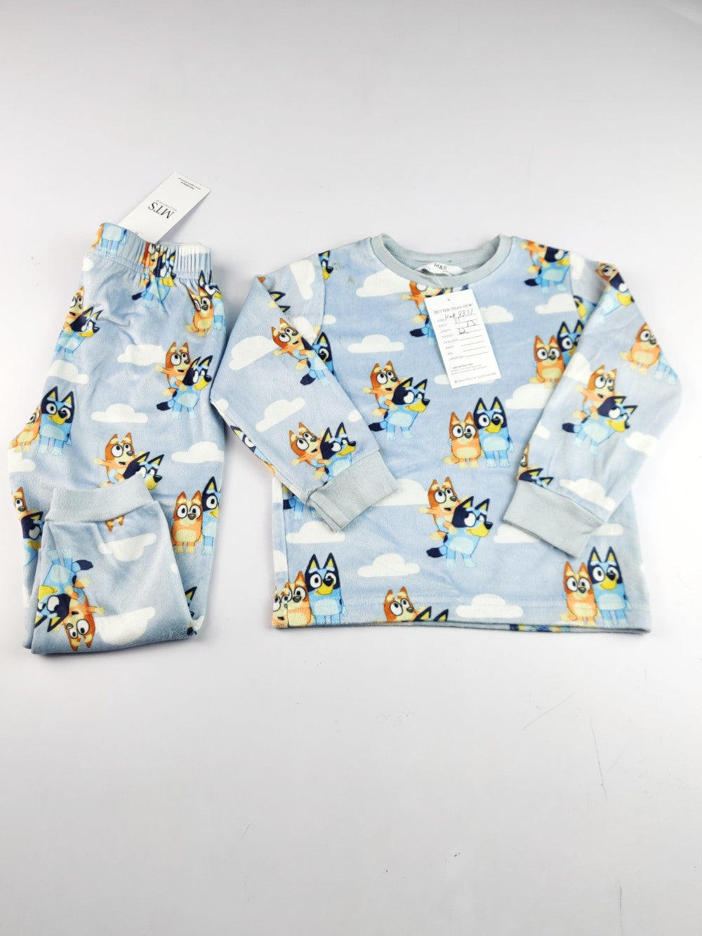 Marks & Spencer (KWB-8831)