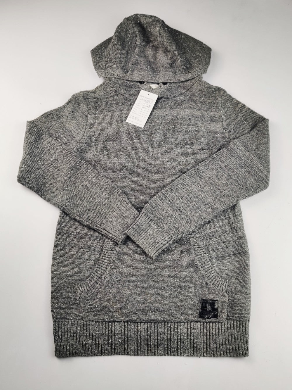 F&F (KWB-8852)