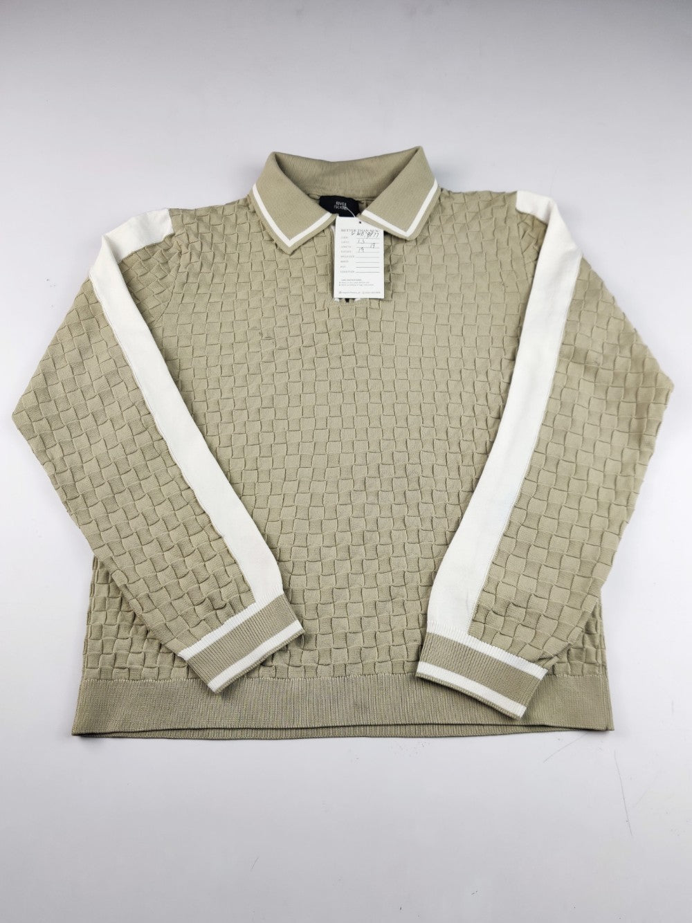River Island (KWB-8977)