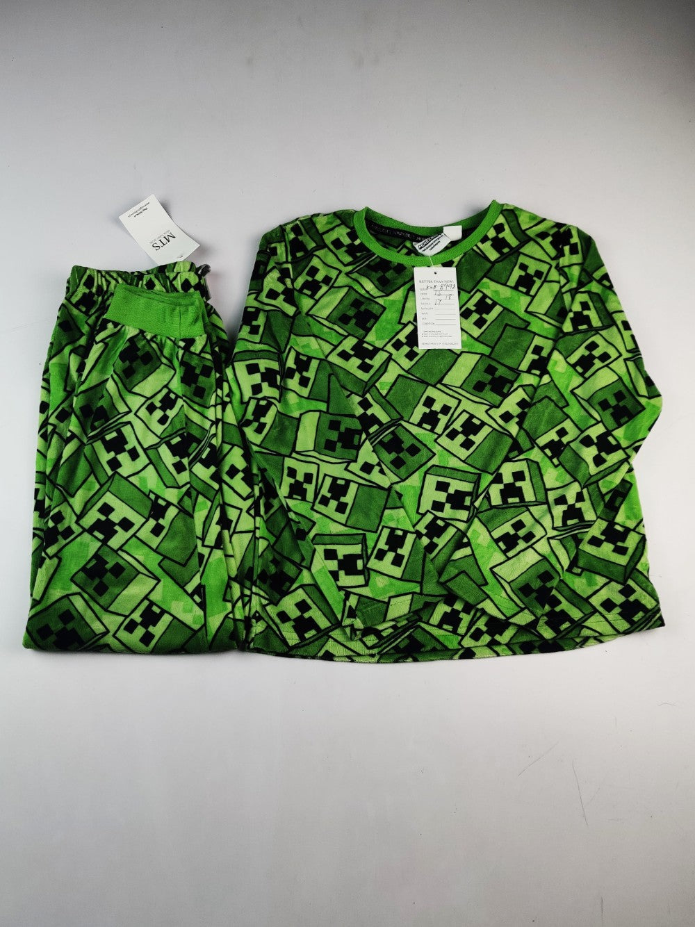 Primark (KWB-8992)