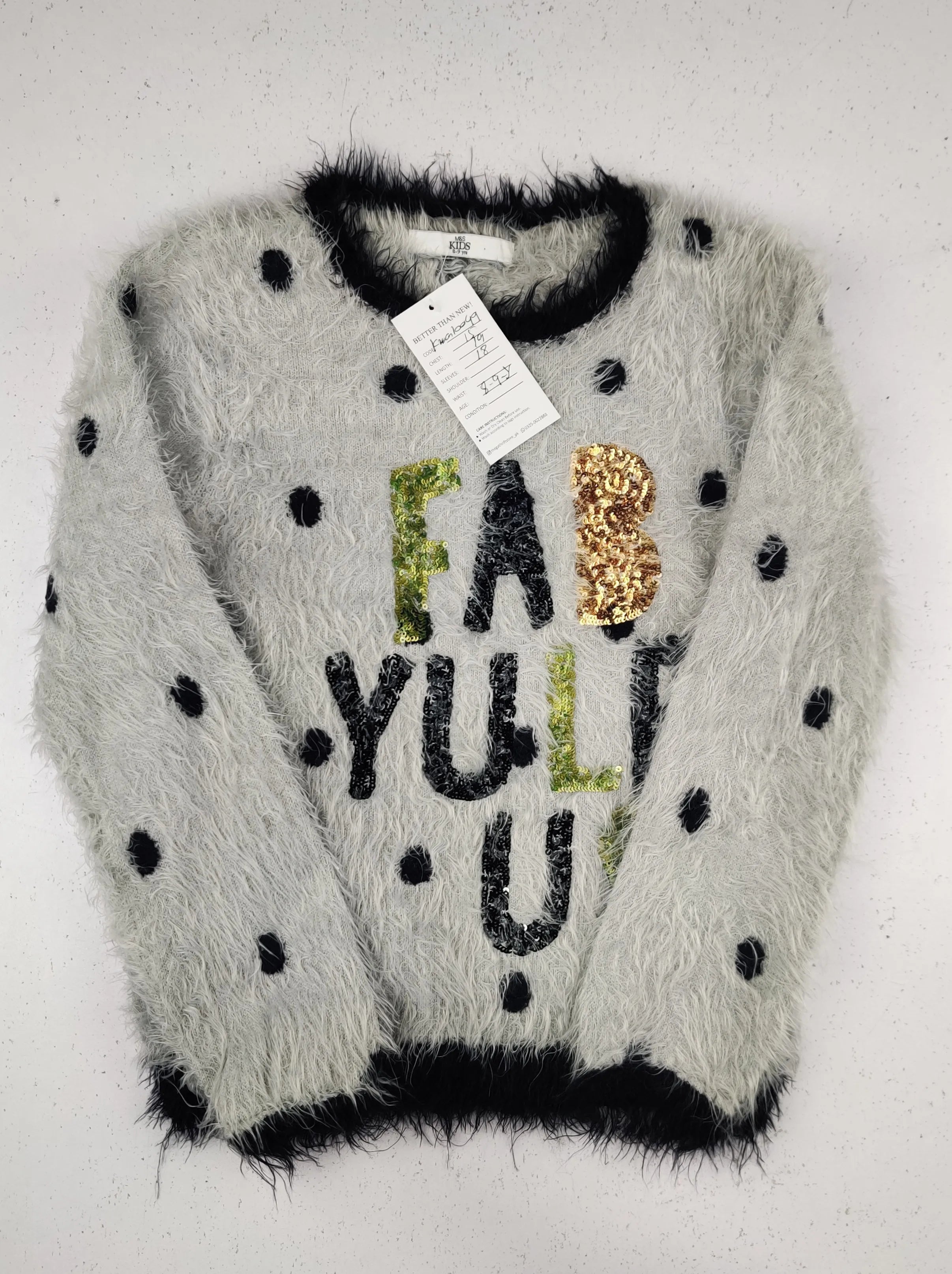 Buy online pre-used pre-loved 100% authentic & Original branded Marks & Spencer (KWG-10049) available in Pakistan. Top international brands avilable.