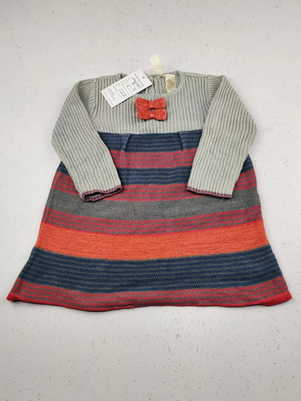 Buy online pre-used pre-loved 100% authentic & Original branded First Wish (KWG-10167) available in Pakistan. Top international brands avilable.