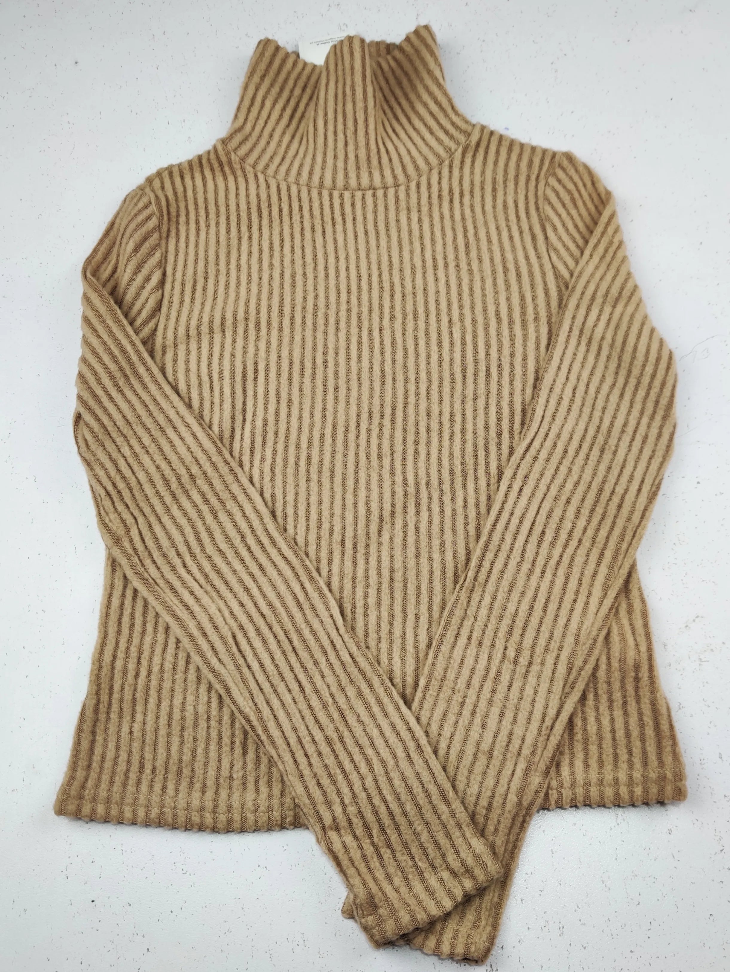 Buy online pre-used pre-loved 100% authentic & Original branded Shein (KWG-10170) available in Pakistan. Top international brands avilable.