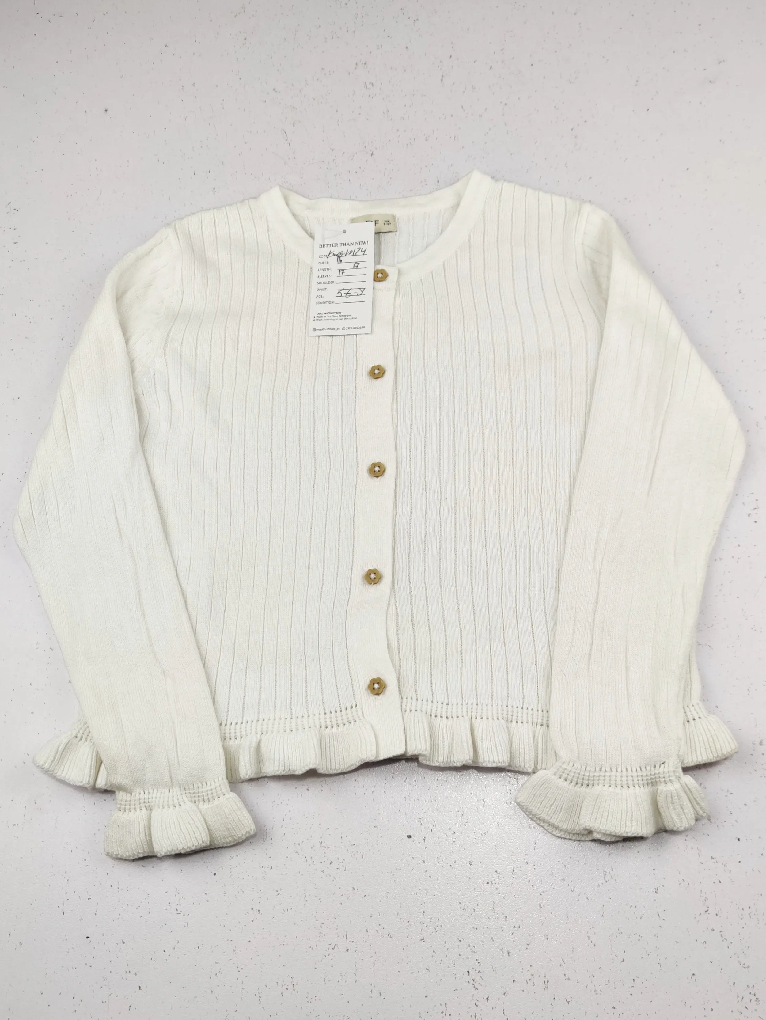 Buy online pre-used pre-loved 100% authentic & Original branded F&F (KWG-10174) available in Pakistan. Top international brands avilable.