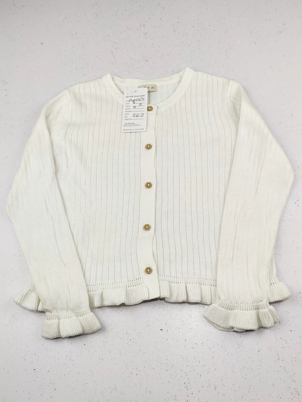 Buy online pre-used pre-loved 100% authentic & Original branded F&F (KWG-10174) available in Pakistan. Top international brands avilable.