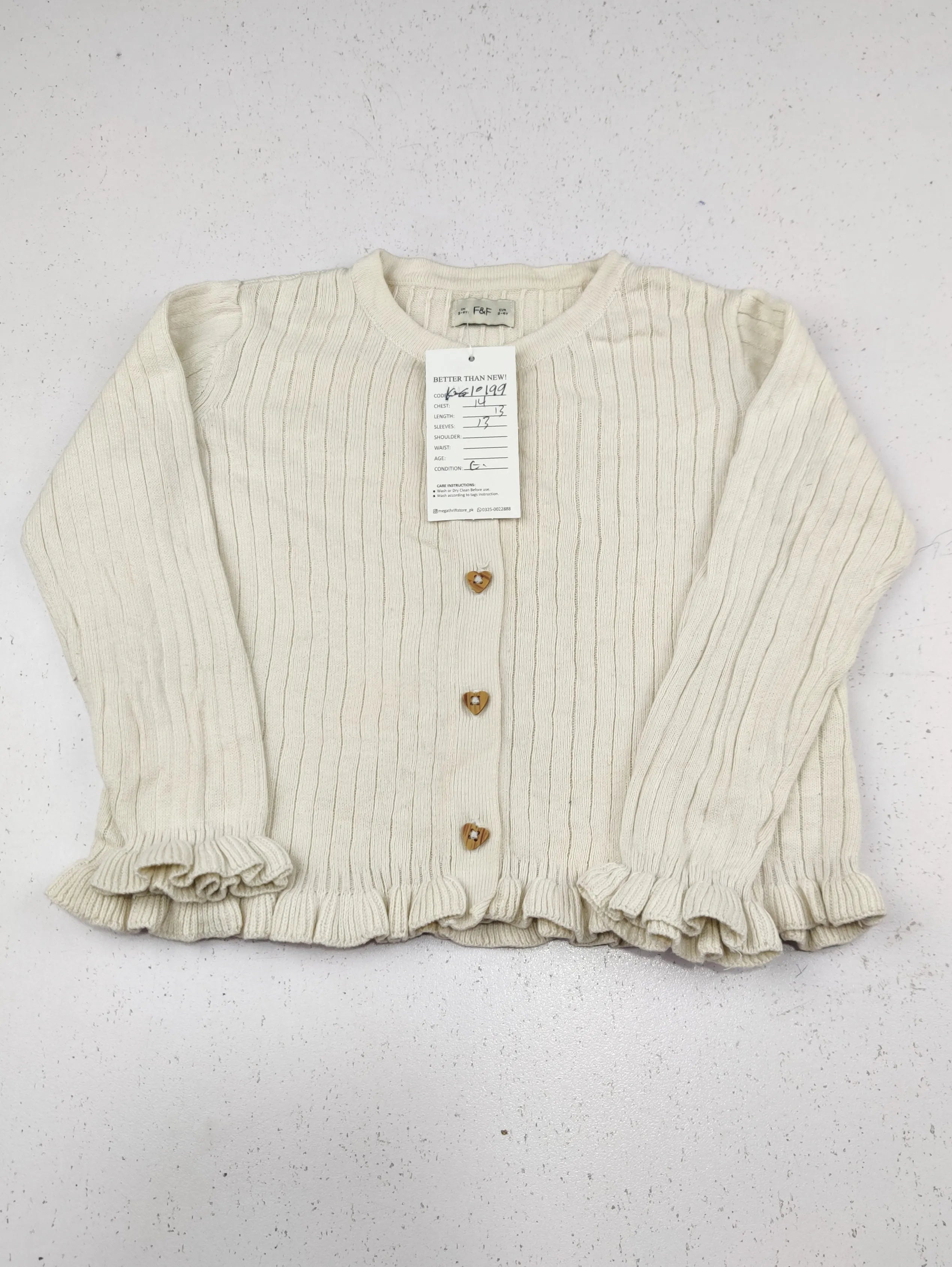 Buy online pre-used pre-loved 100% authentic & Original branded F&F (KWG-10199) available in Pakistan. Top international brands avilable.