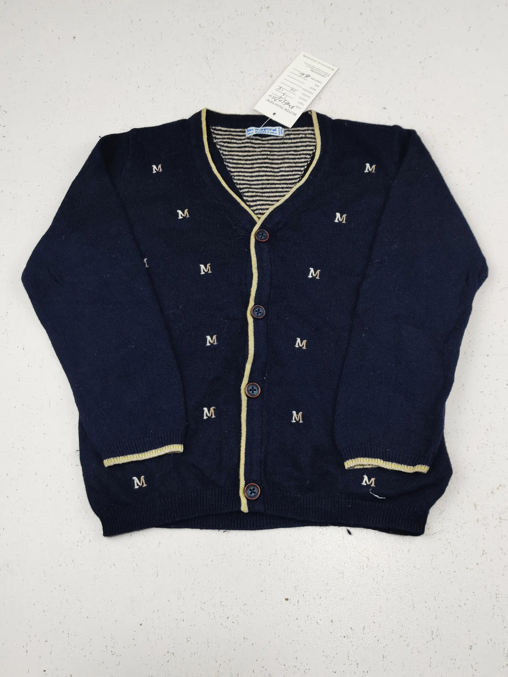 Buy online pre-used pre-loved 100% authentic & Original branded Mayoral (KWG-10200) available in Pakistan. Top international brands avilable.
