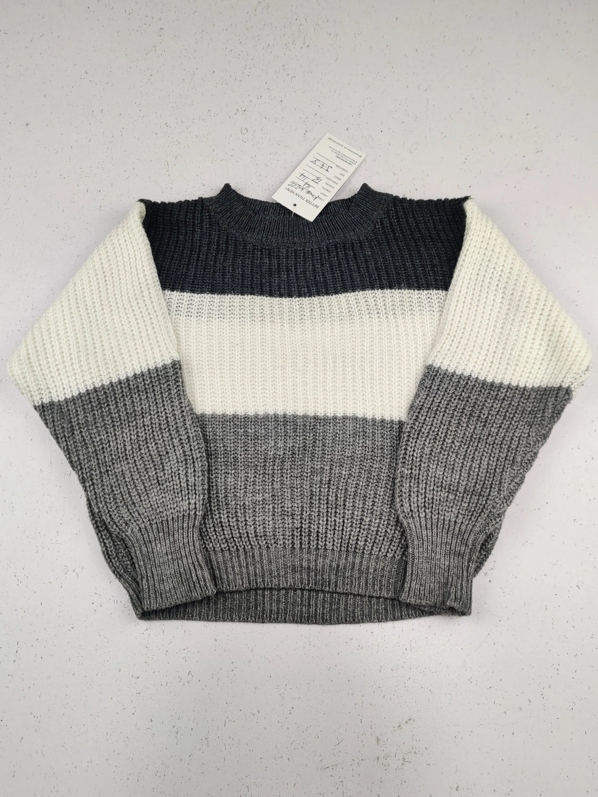 Buy online pre-used pre-loved 100% authentic & Original branded Shein (KWG-10222) available in Pakistan. Top international brands avilable.