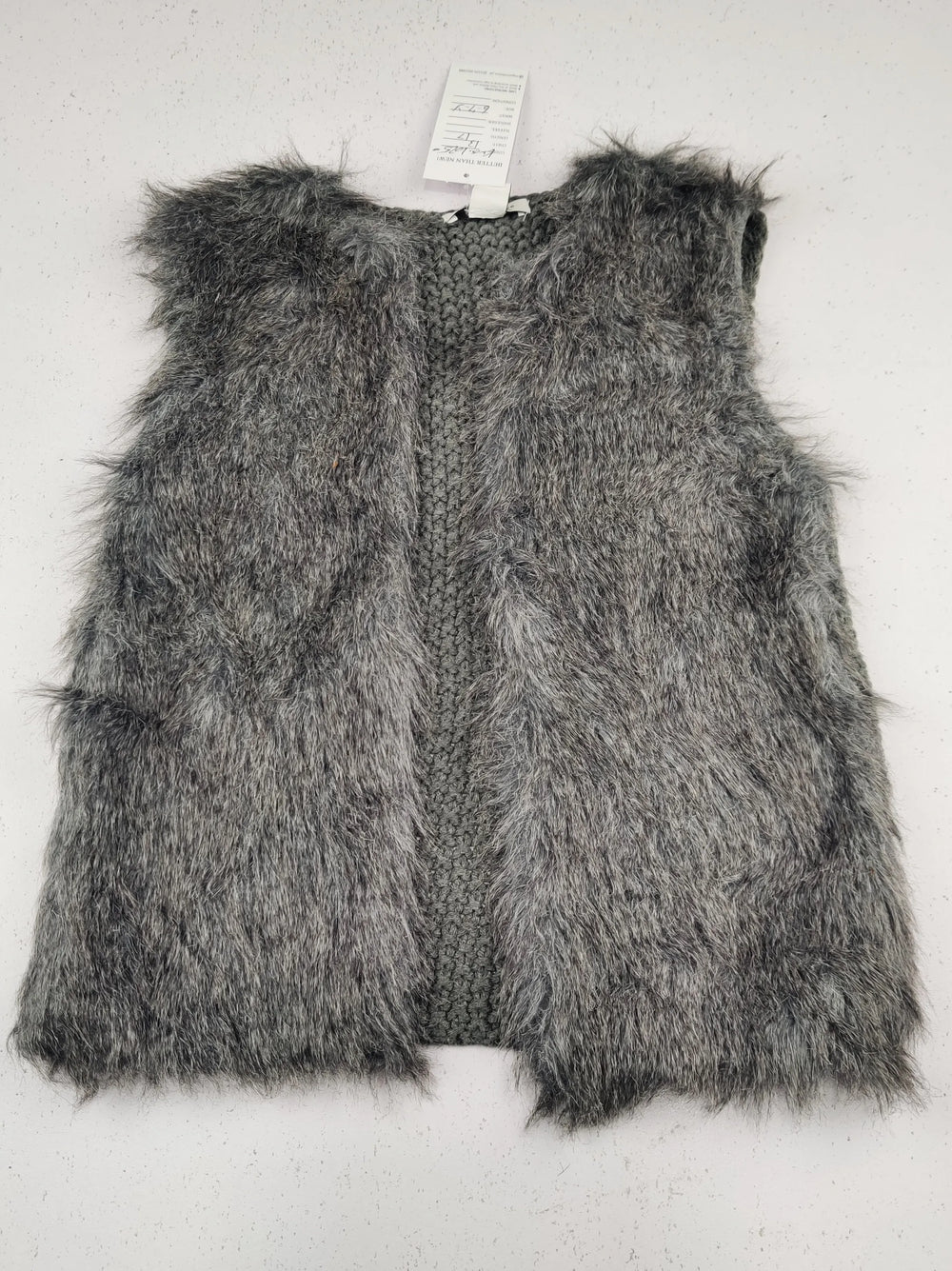 Buy online pre-used pre-loved 100% authentic & Original branded Primark (KWG-10250) available in Pakistan. Top international brands avilable.
