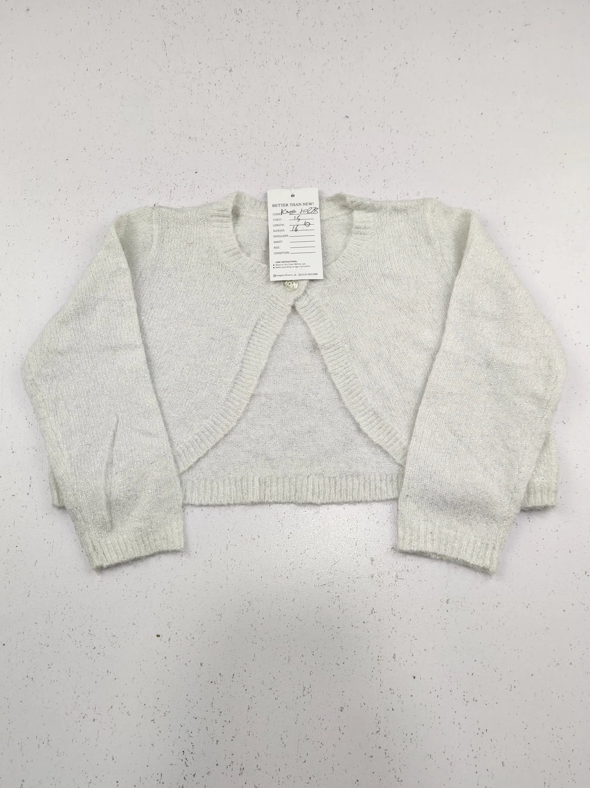 Buy online pre-used pre-loved 100% authentic & Original branded Unknown Brand (KWG-10278) available in Pakistan. Top international brands avilable.
