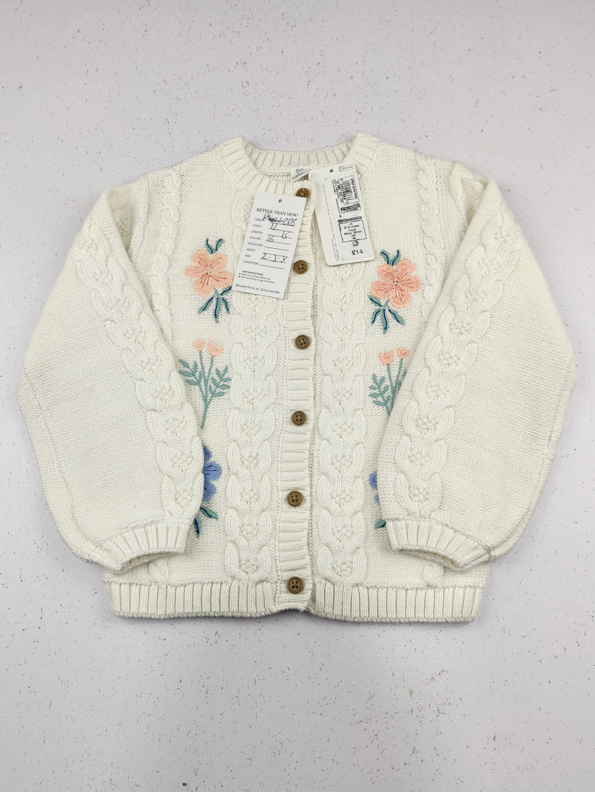 Buy online pre-used pre-loved 100% authentic & Original branded Marks & Spencer (KWG-10288) available in Pakistan. Top international brands avilable.