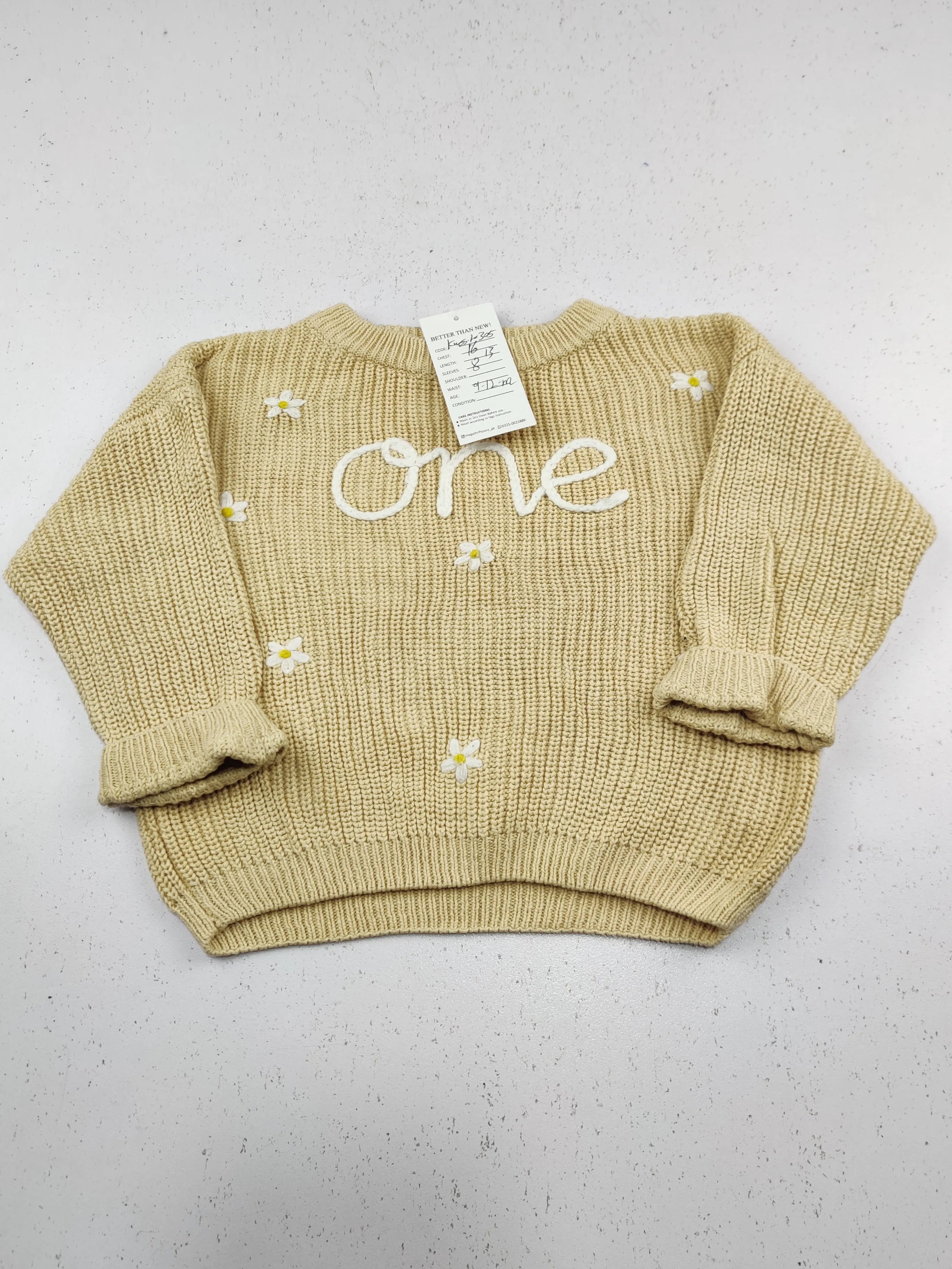 Buy online pre-used pre-loved 100% authentic & Original branded Unknown Brand (KWG-10305) available in Pakistan. Top international brands avilable.