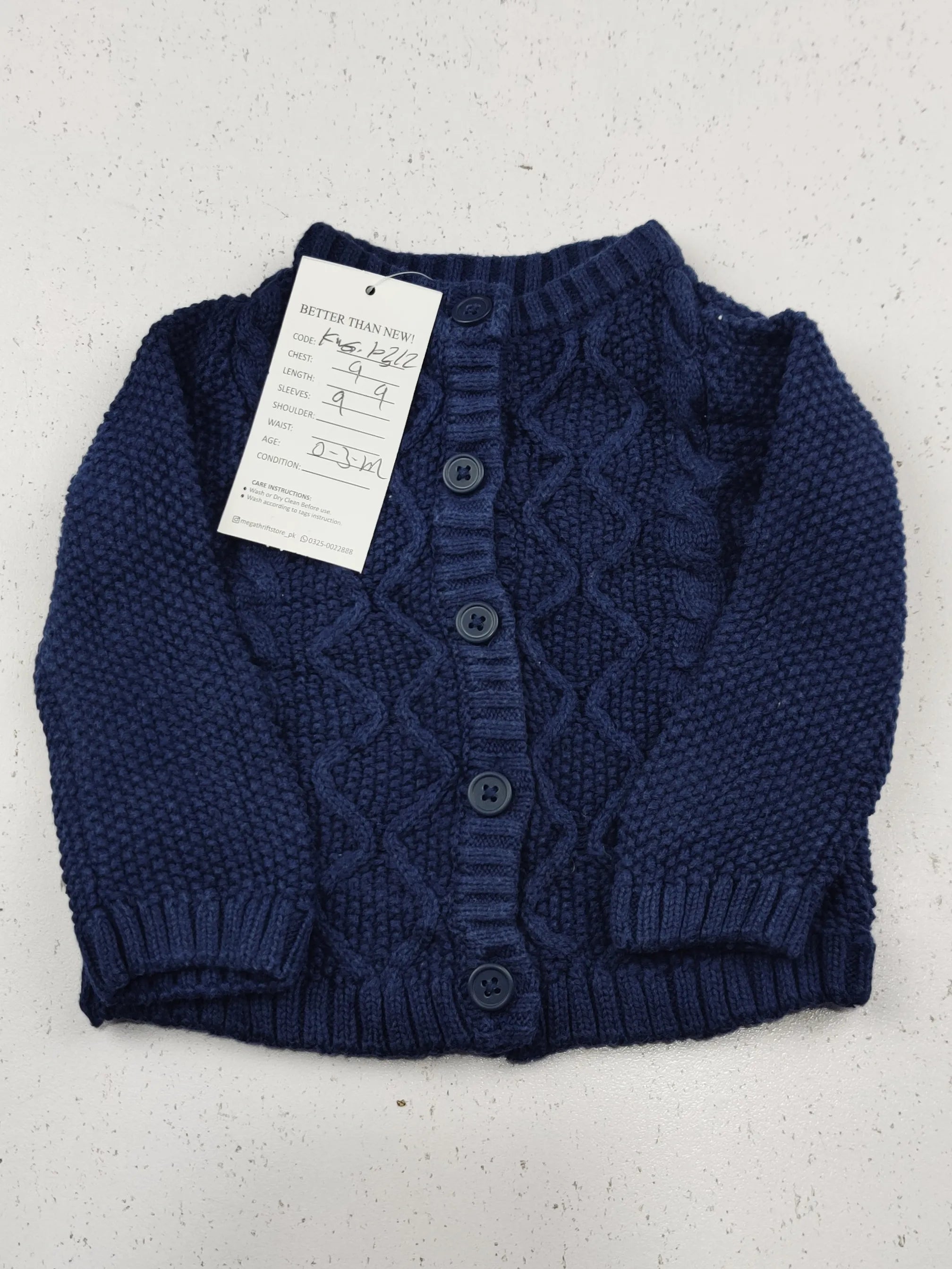 Buy online pre-used pre-loved 100% authentic & Original branded Unknown Brand (KWG-10312) available in Pakistan. Top international brands avilable.