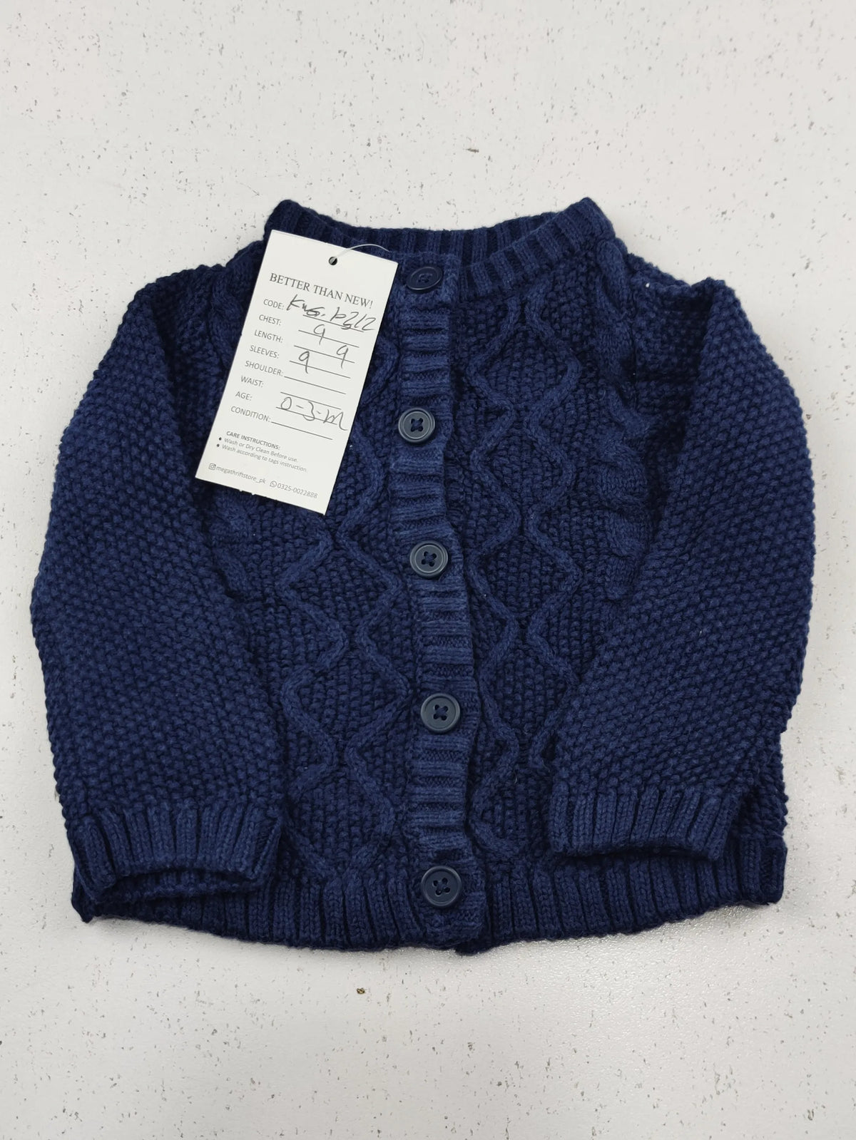 Buy online pre-used pre-loved 100% authentic & Original branded Unknown Brand (KWG-10312) available in Pakistan. Top international brands avilable.