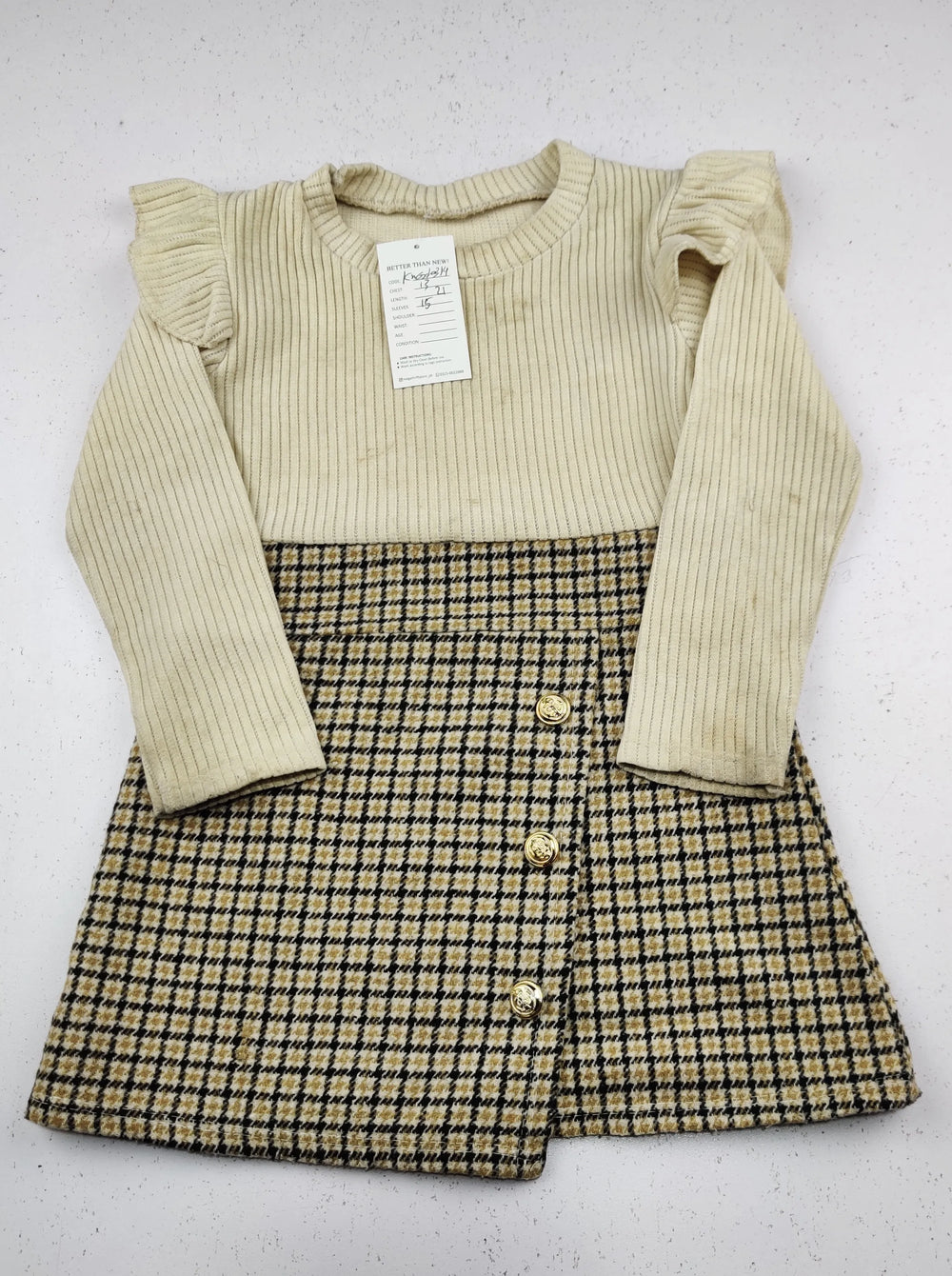 Buy online pre-used pre-loved 100% authentic & Original branded Unknown Brand (KWG-10314) available in Pakistan. Top international brands avilable.