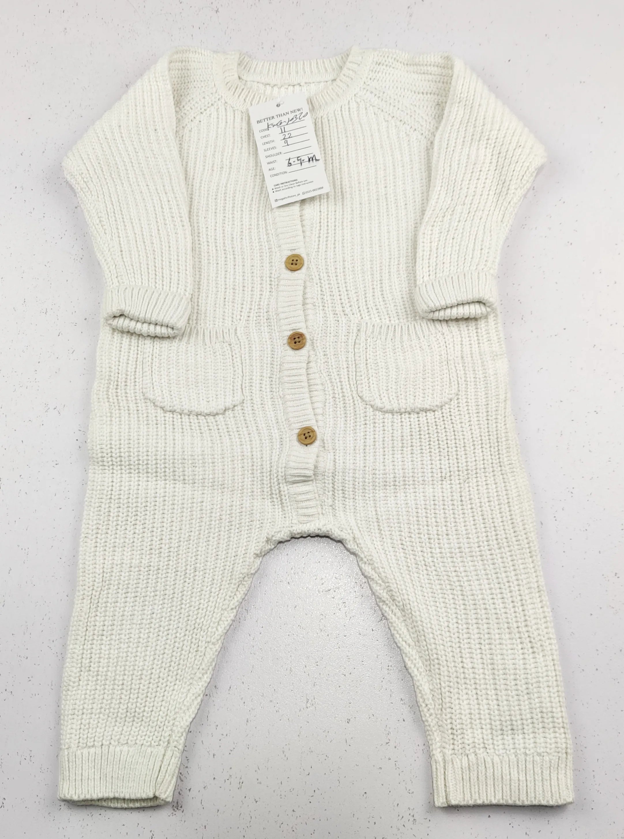 Buy online pre-used pre-loved 100% authentic & Original branded George (KWG-10320) available in Pakistan. Top international brands avilable.
