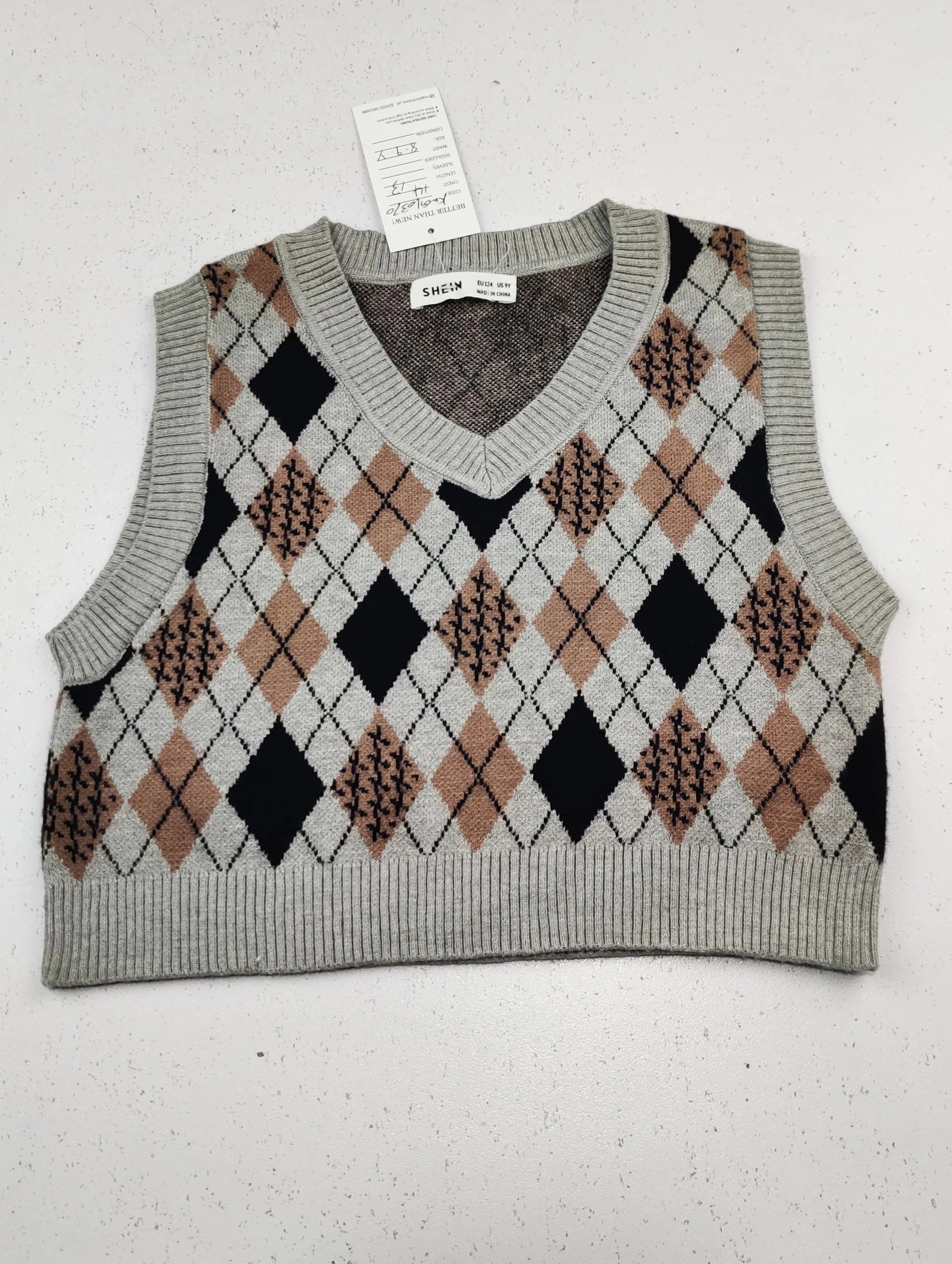 Buy online pre-used pre-loved 100% authentic & Original branded Shein (KWG-10370) available in Pakistan. Top international brands avilable.