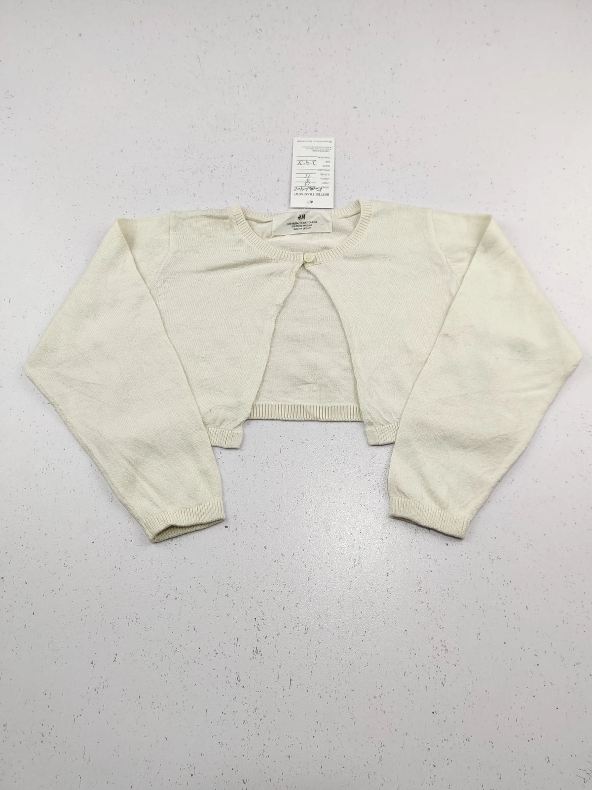 Buy online pre-used pre-loved 100% authentic & Original branded H&M (KWG-10402) available in Pakistan. Top international brands avilable.