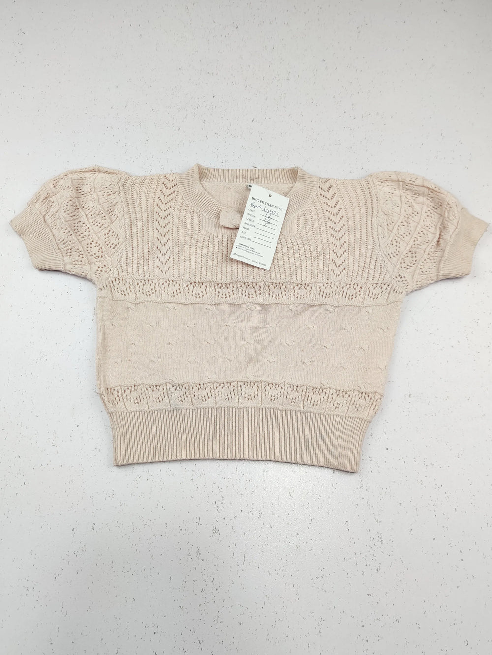 Buy online pre-used pre-loved 100% authentic & Original branded Unknown Brand (KWG-10421) available in Pakistan. Top international brands avilable.