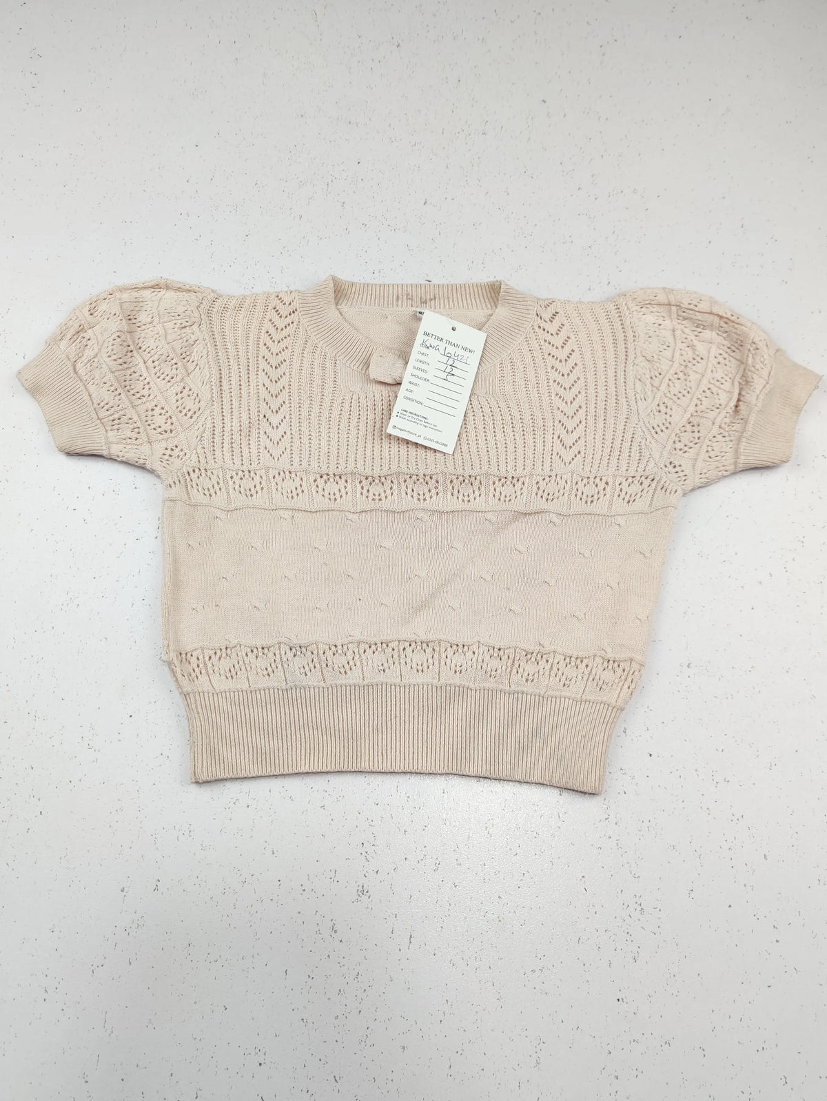 Buy online pre-used pre-loved 100% authentic & Original branded Unknown Brand (KWG-10421) available in Pakistan. Top international brands avilable.