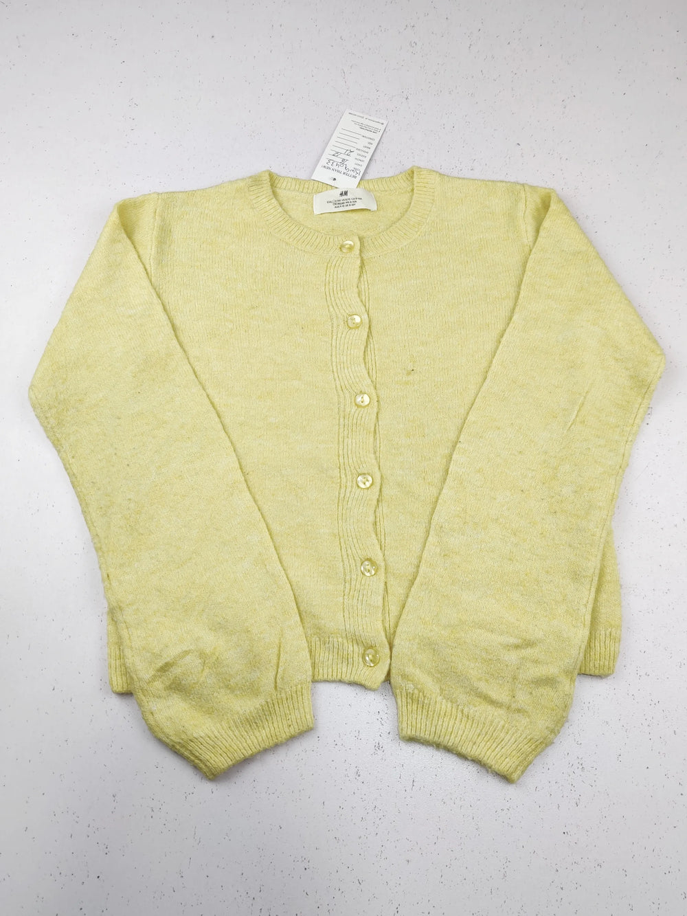 Buy online pre-used pre-loved 100% authentic & Original branded H&M (KWG-10433) available in Pakistan. Top international brands avilable.
