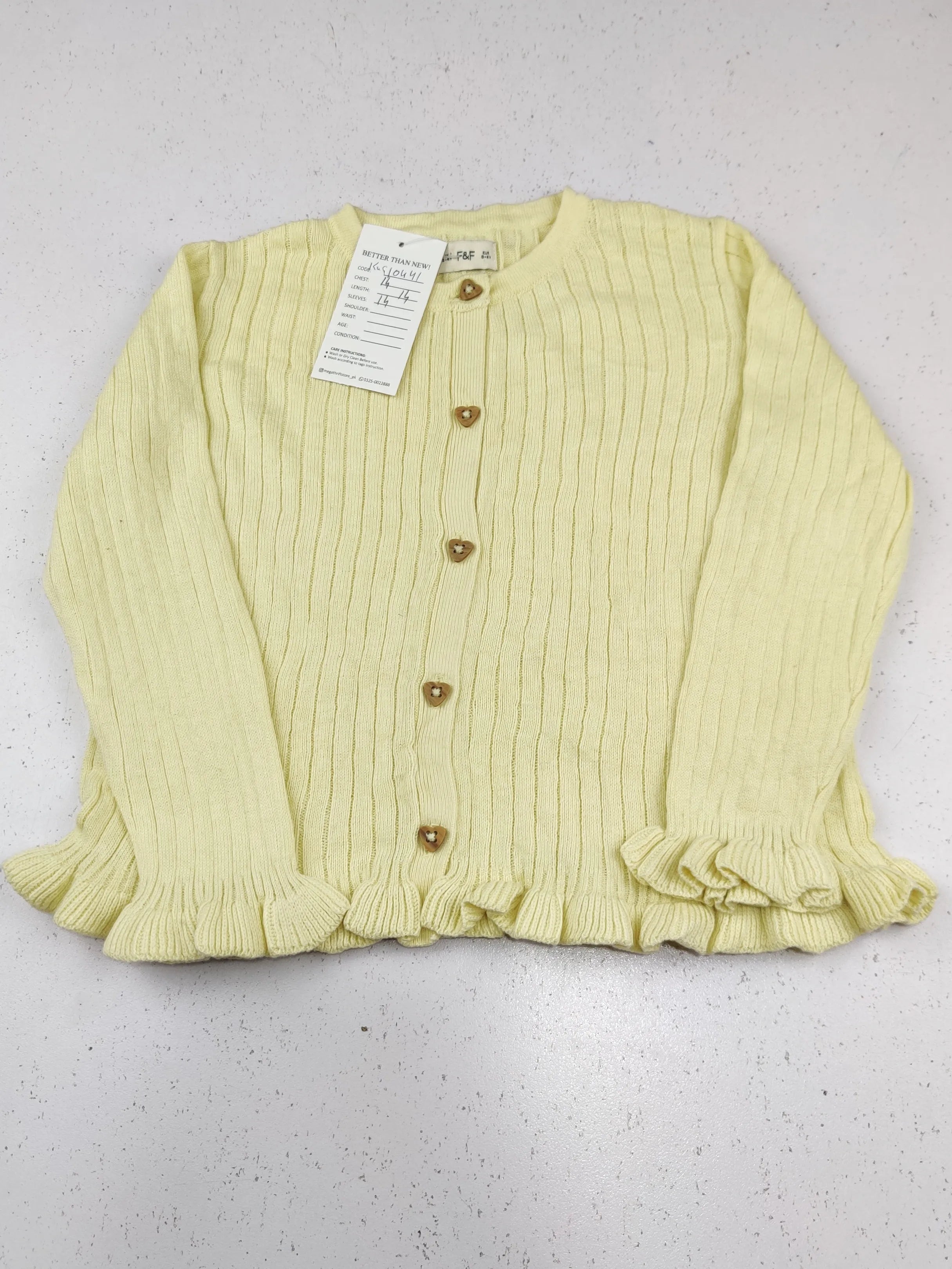 Buy online pre-used pre-loved 100% authentic & Original branded F&F (KWG-10441) available in Pakistan. Top international brands avilable.
