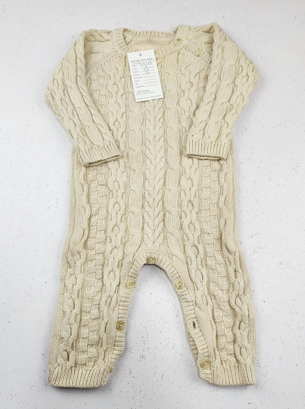 Buy online pre-used pre-loved 100% authentic & Original branded Unknown Brand (KWG-10484) available in Pakistan. Top international brands avilable.