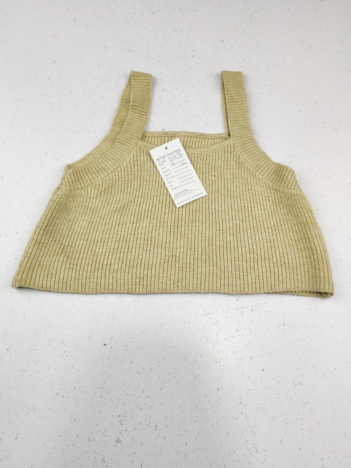 Buy online pre-used pre-loved 100% authentic & Original branded Unknown Brand (KWG-10495) available in Pakistan. Top international brands avilable.