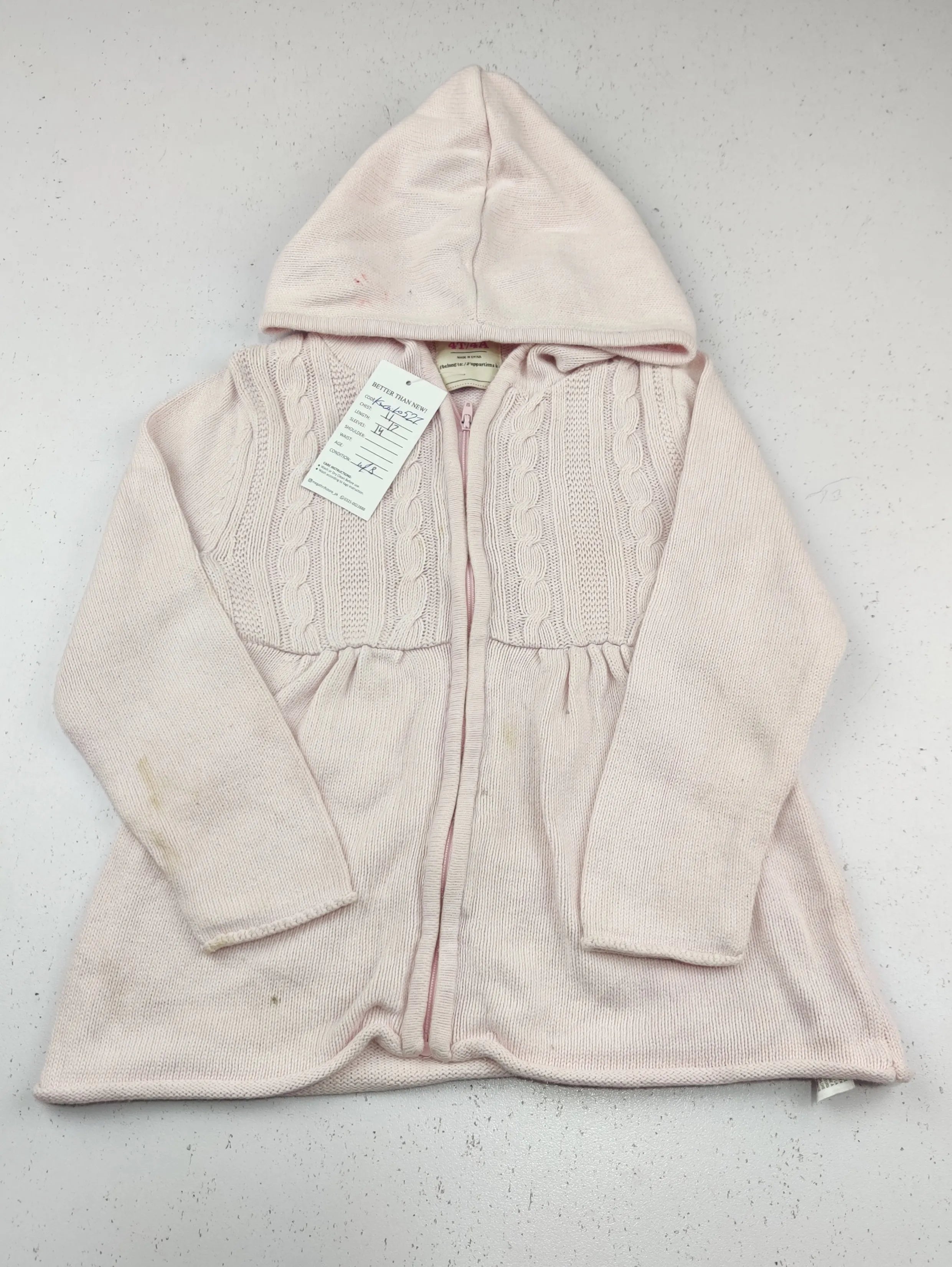 Buy online pre-used pre-loved 100% authentic & Original branded Old Navy (KWG-10527) available in Pakistan. Top international brands avilable.