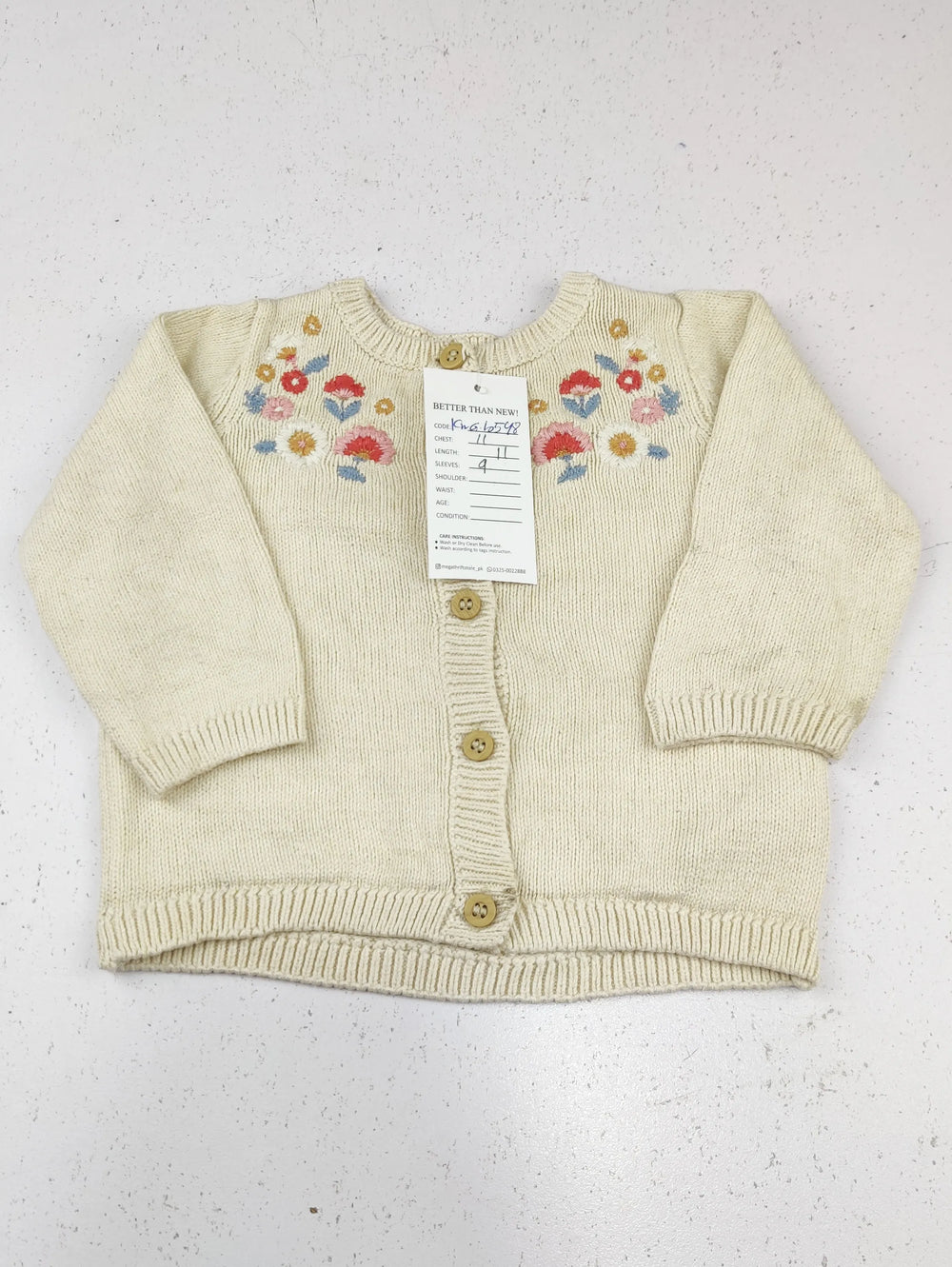 Buy online pre-used pre-loved 100% authentic & Original branded M (KWG-10548) available in Pakistan. Top international brands avilable.