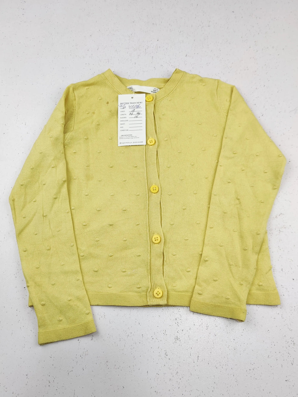 Buy online pre-used pre-loved 100% authentic & Original branded Marks & Spencer (KWG-10586) available in Pakistan. Top international brands avilable.