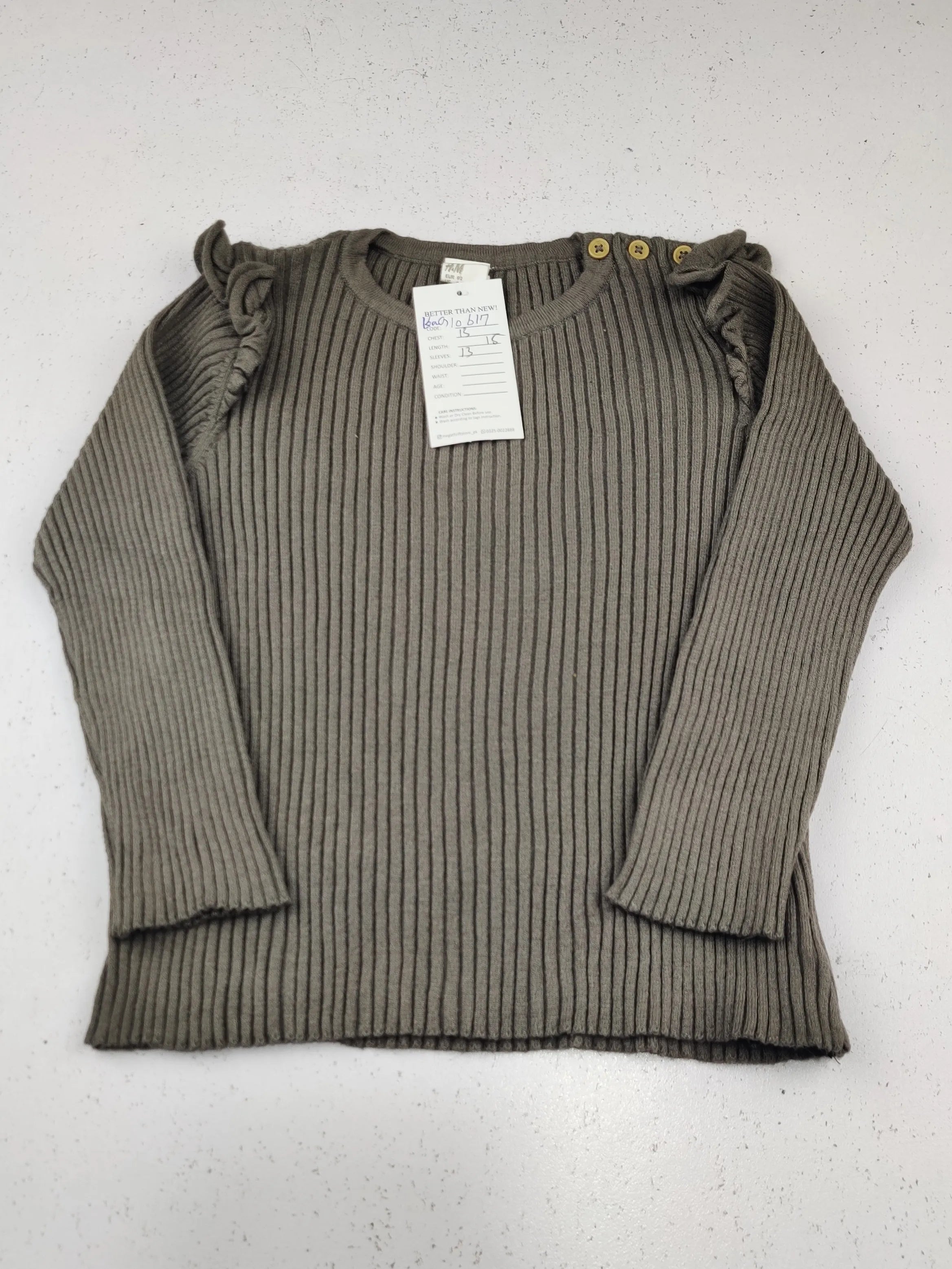 Buy online pre-used pre-loved 100% authentic & Original branded H&M (KWG-10617) available in Pakistan. Top international brands avilable.