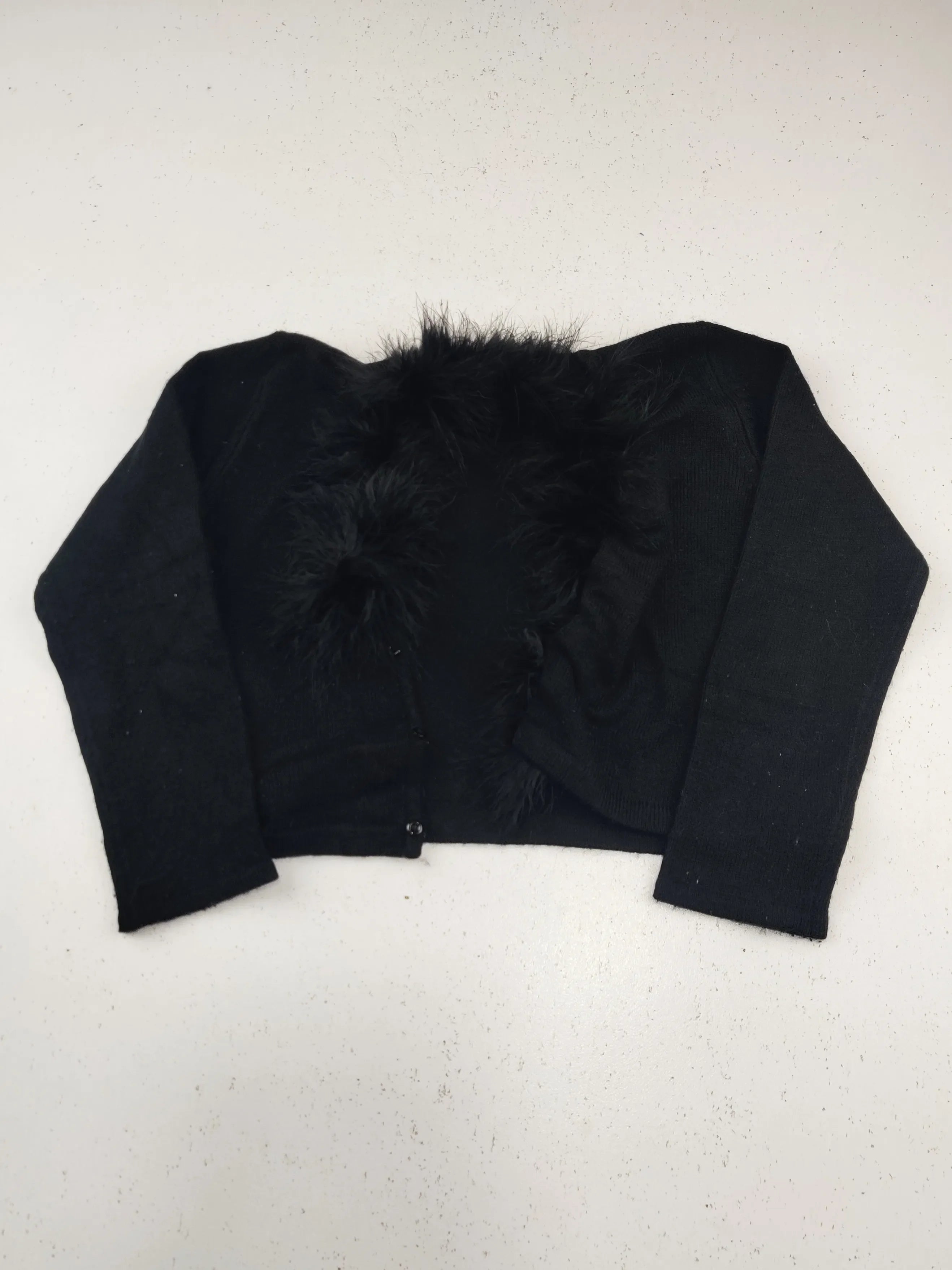 Buy online pre-used pre-loved 100% authentic & Original branded Dunnes Stores (KWG-10624) available in Pakistan. Top international brands avilable.