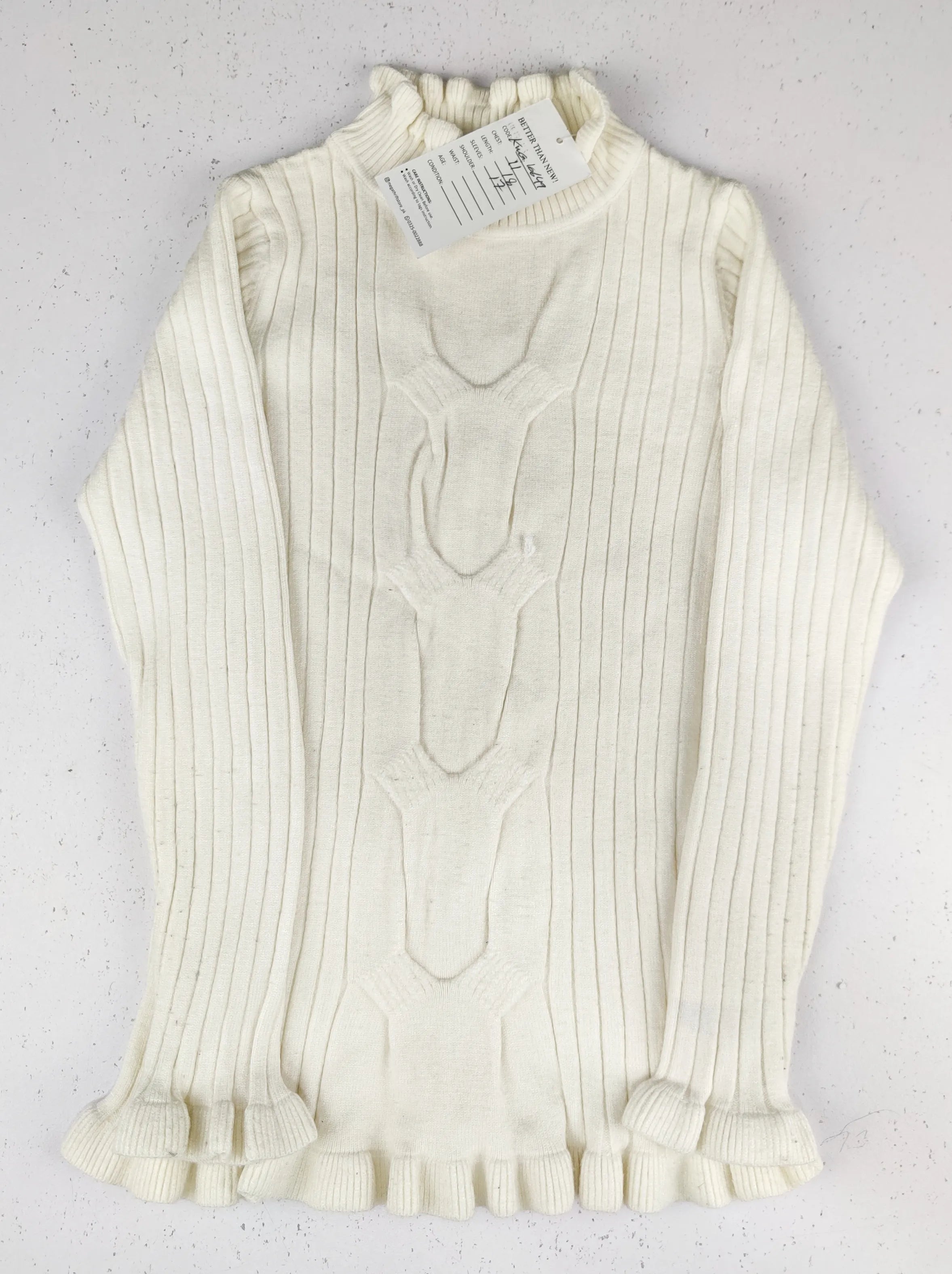 Buy online pre-used pre-loved 100% authentic & Original branded Unknown Brand (KWG-10649) available in Pakistan. Top international brands avilable.
