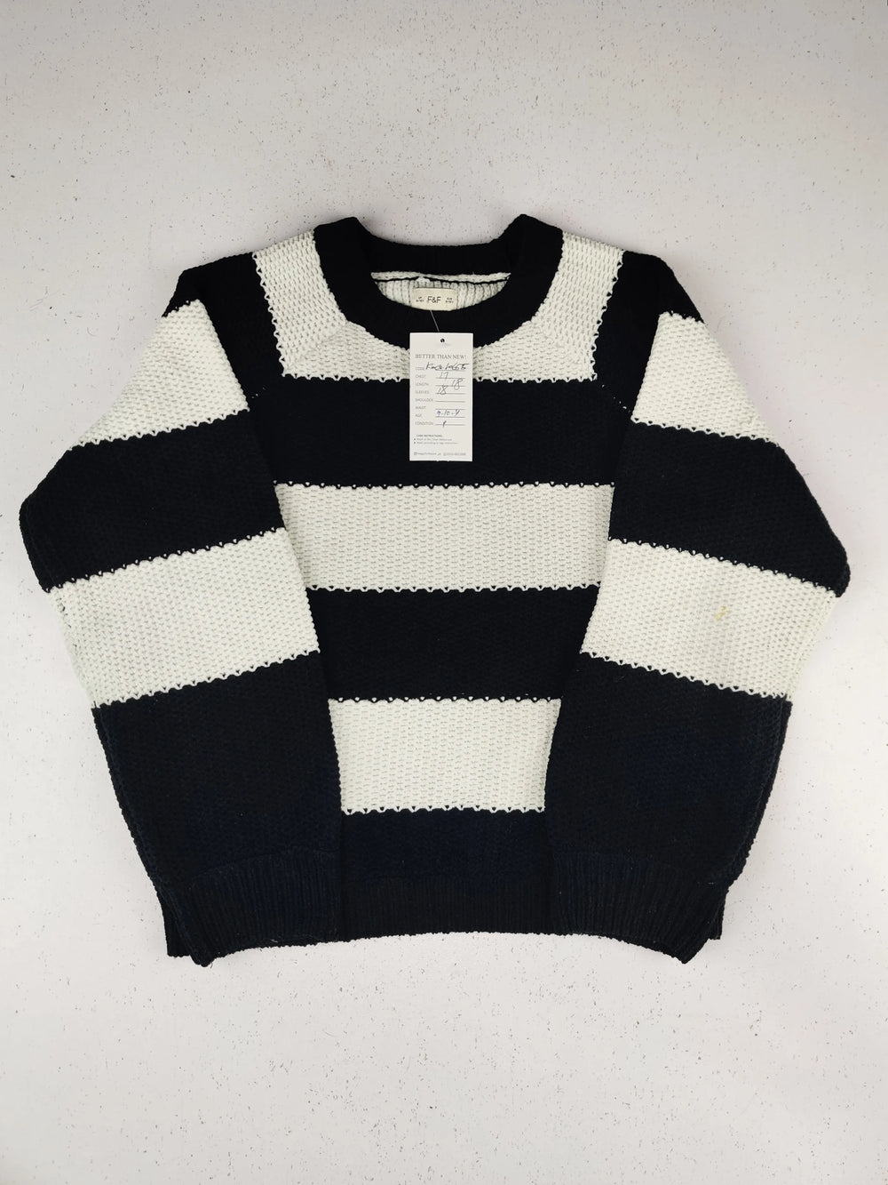 Buy online pre-used pre-loved 100% authentic & Original branded F&F (KWG-10655) available in Pakistan. Top international brands avilable.
