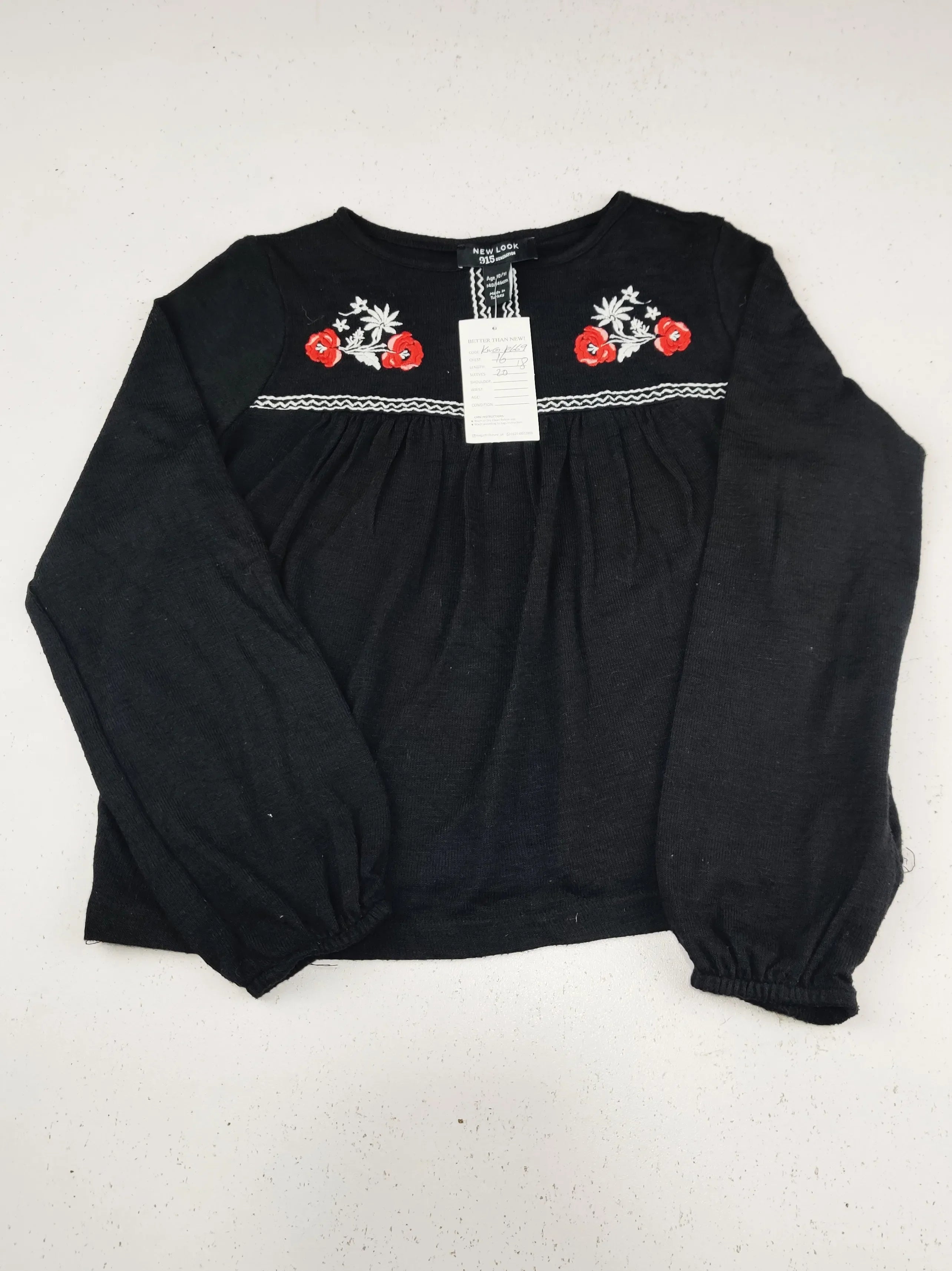 Buy online pre-used pre-loved 100% authentic & Original branded New Look (KWG-10669) available in Pakistan. Top international brands avilable.