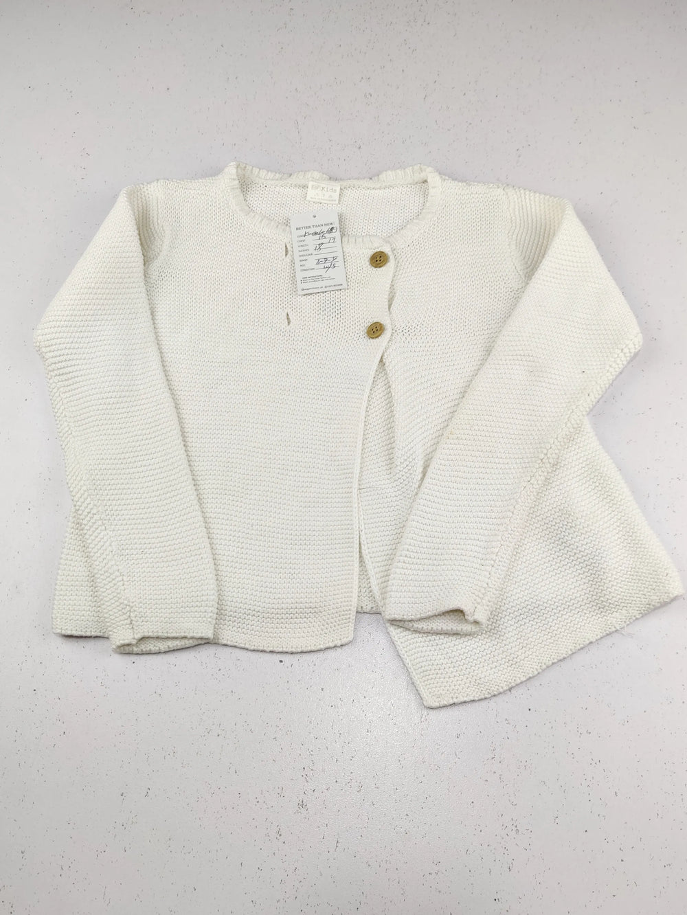 Buy online pre-used pre-loved 100% authentic & Original branded F&F (KWG-10689) available in Pakistan. Top international brands avilable.