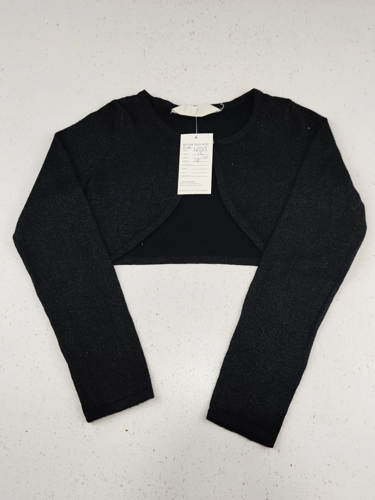 Buy online pre-used pre-loved 100% authentic & Original branded H&M (KWG-10743) available in Pakistan. Top international brands avilable.